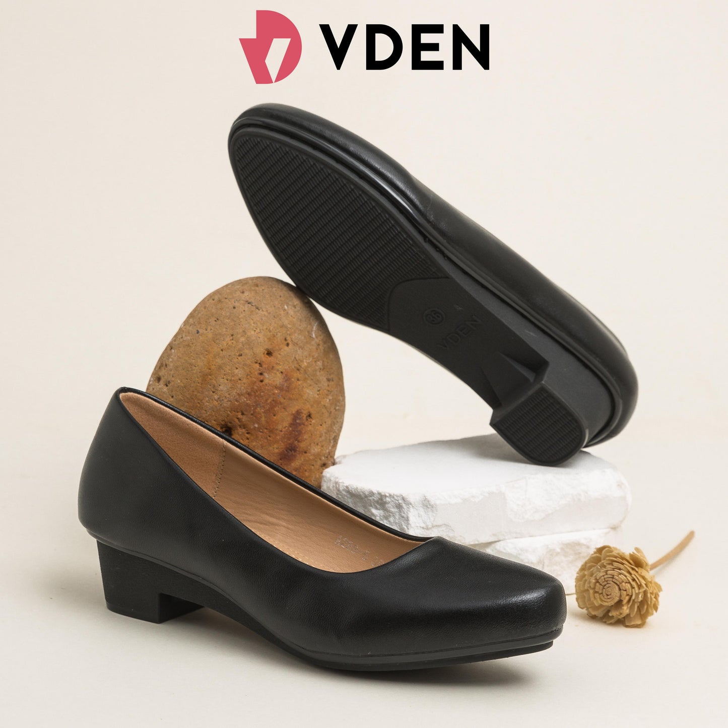 VDEN Black Low Heel Pump Shoes Women Casual Soft Sole Round Toe Office Work Leather Shoes Non Slip Comfort Wedge Heel Formal Single Shoes 1.3INCHh/3.3CM A288-5 Minimalist Black Pumps Classic Round Toe Anti-Slip For Women