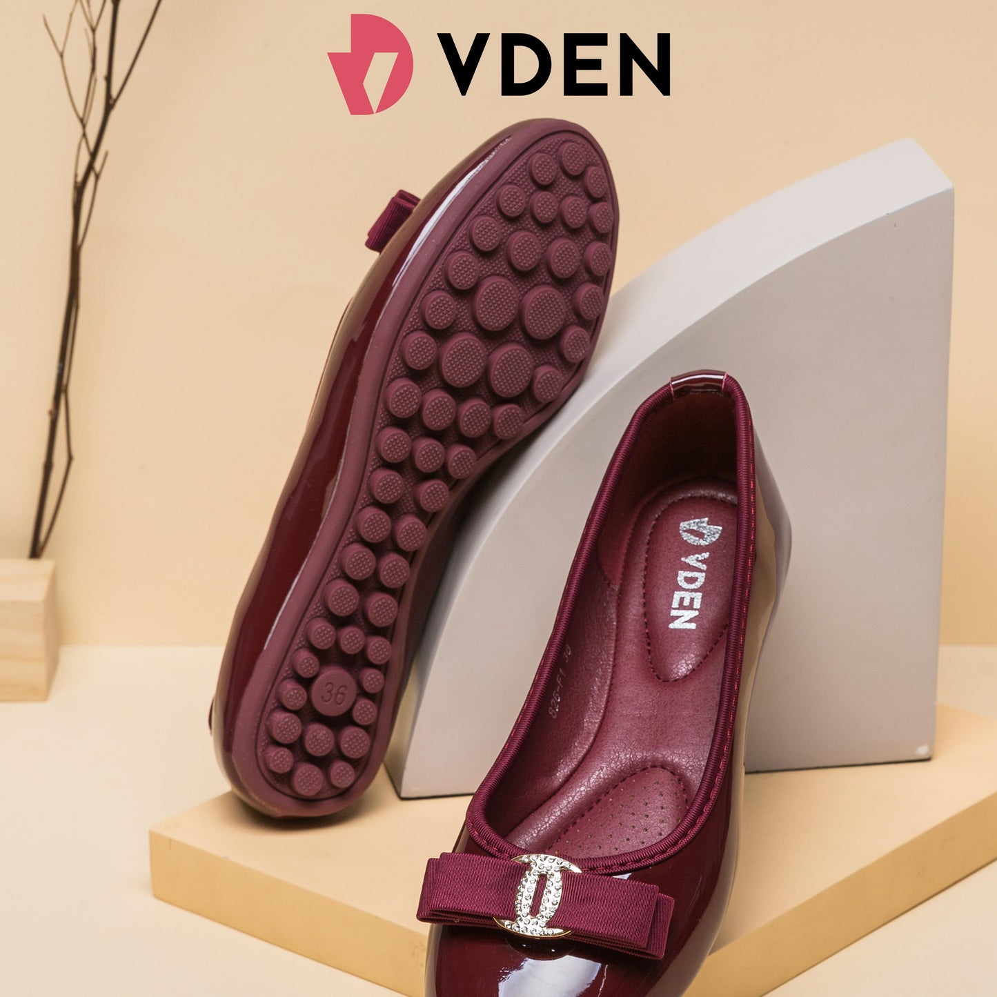 VDEN Fashionable Glossy Flat Doll Shoes for Women 0.5INCH/1.2CM 826-F1 Massage Sole Slip-on Women's Shoes Soft Non-slip Round Toe Flats Comfort
