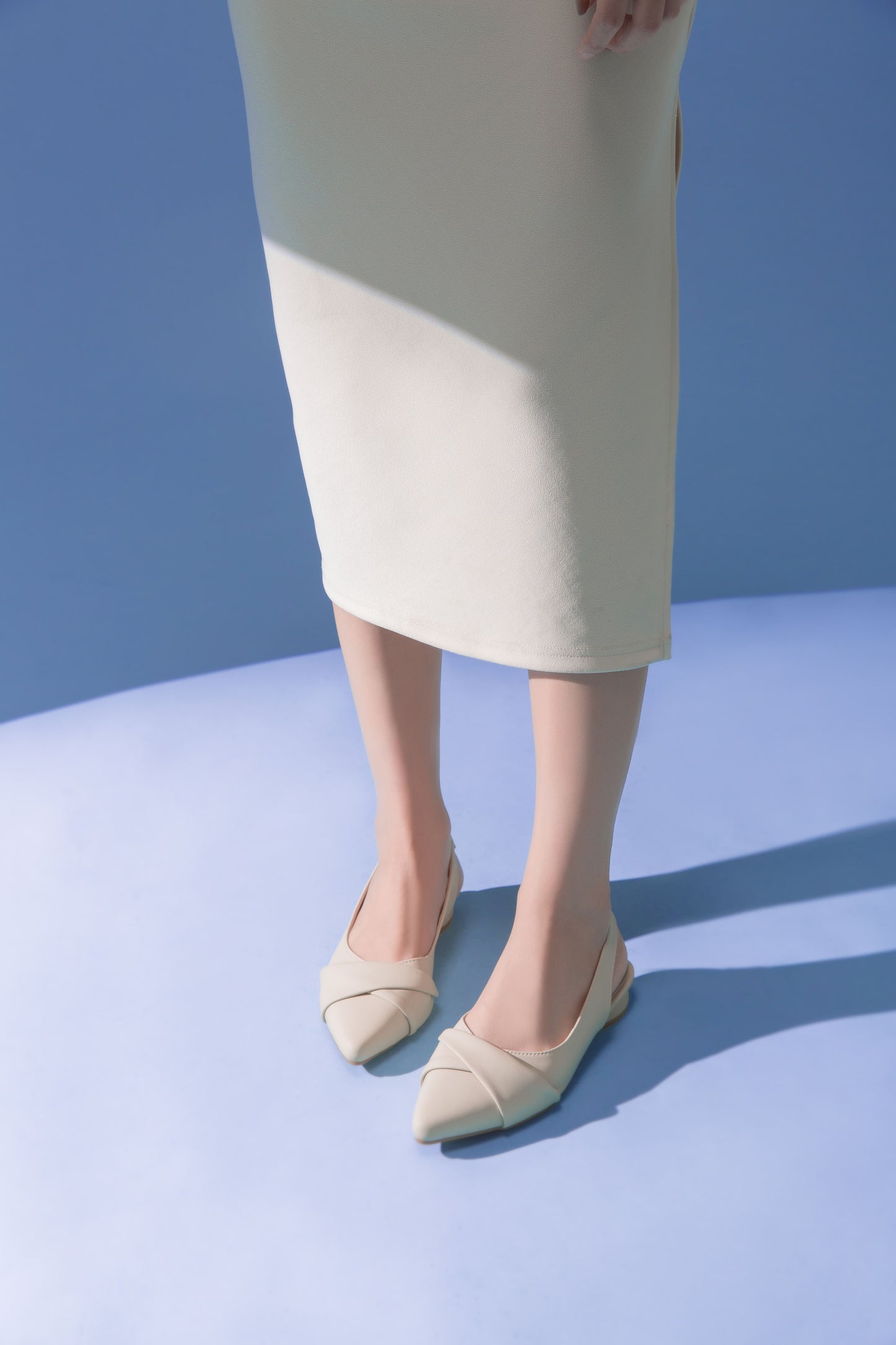 VDEN Pointed Mules Sling back Flat Shoes 22008 Pointed Toe Flat Heel (1 cm or less) Summer