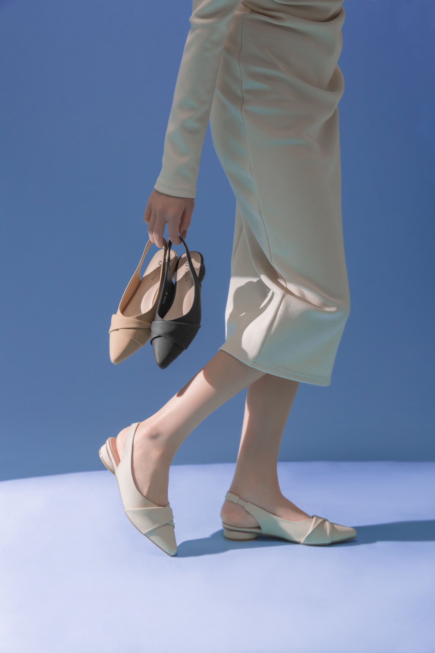 VDEN Pointed Mules Sling back Flat Shoes 22008 Pointed Toe Flat Heel (1 cm or less) Summer
