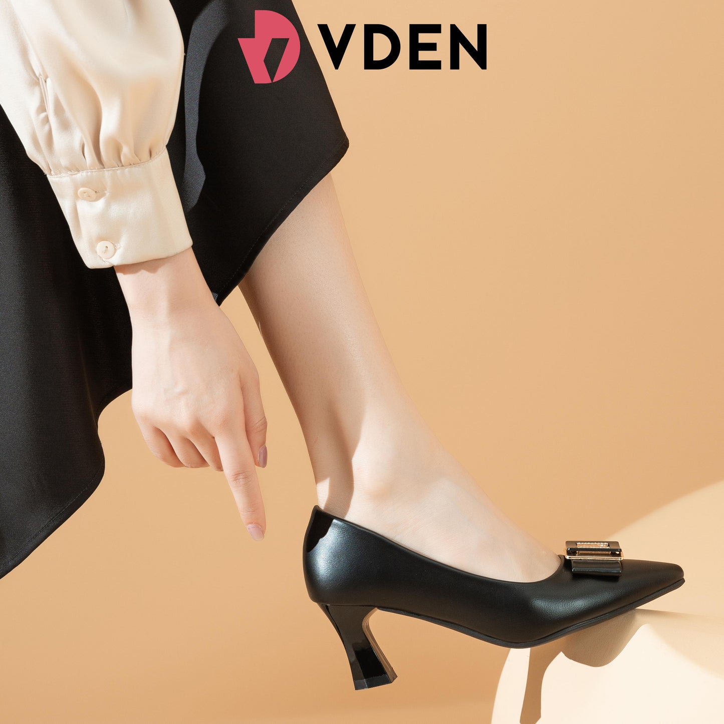 VDEN Pointed Buckle Mid heel Shoes For Women 6.3CM/2.5INCH 89-165 French Office Simple Style Pointed Toe Heels