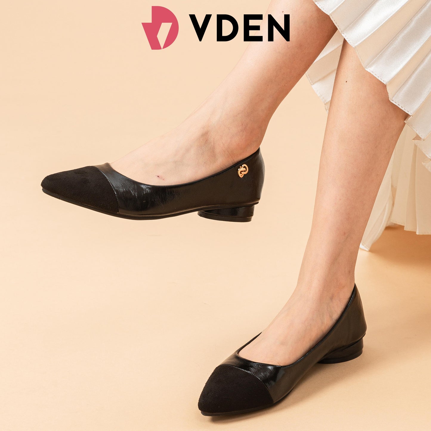 VDEN Minimalist Pointed Toe Color Block Flats 0.7INCH/1.9CM A021-8 Retro Two-Tone Low Heel Pumps Fashionable Women's Pointed Toe Flat Shoes Fashionable Women's Pointed Toe Flat Shoes Fashionable Women's Pointed Toe Flat Shoes