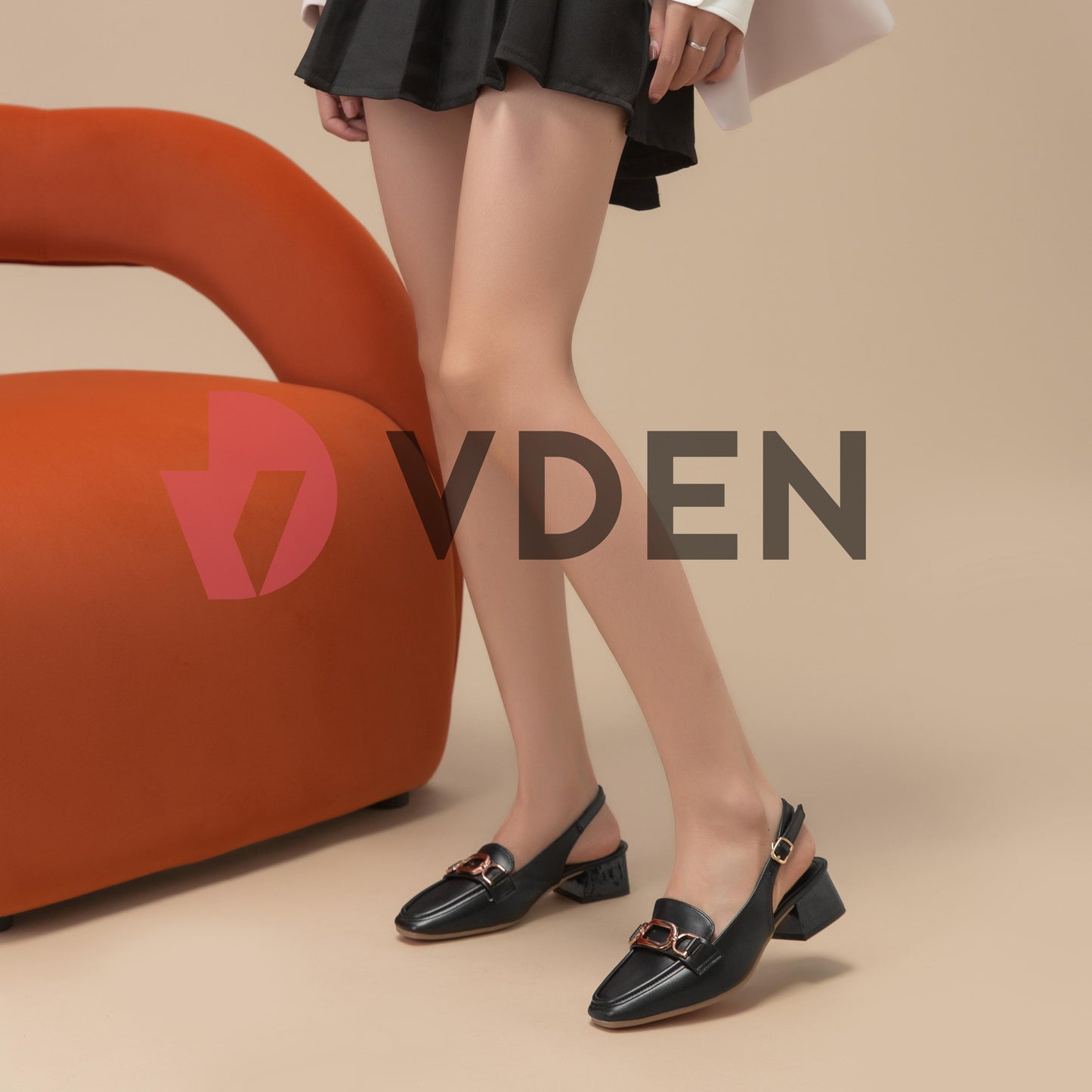 VDEN Buckle Back Strap Mid Heel Pumps F78-145 Walking Shoes Sandal Old Money Style