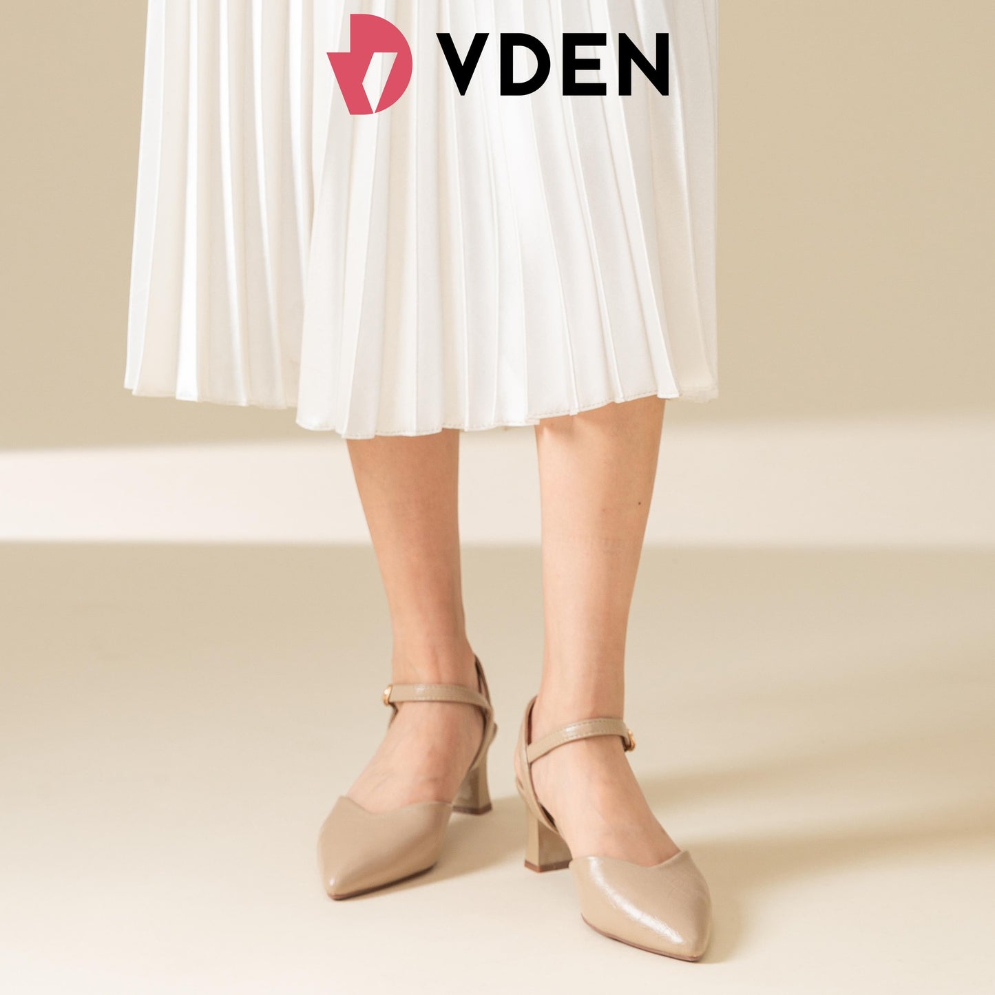 VDEN Women's Elegant Pointed Toe Block Heels 2.2INCH/5.6CM 2686-10 Korean Solid Color Simple Versatile Thick Heels Comfortable Block Heel Slingback Shoes Fashionable High-heeled Shoes With Ankle Strap Design Versatile Pleated Ankle Strap Heels