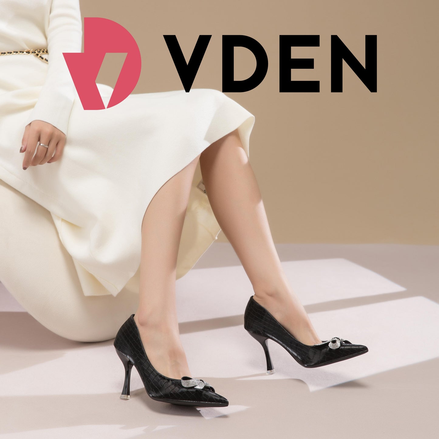 VDEN Bow Pointed High Heeled Shoes (3.5INCH) (Minus Size) 960-2 Buy 1 Size Smaller