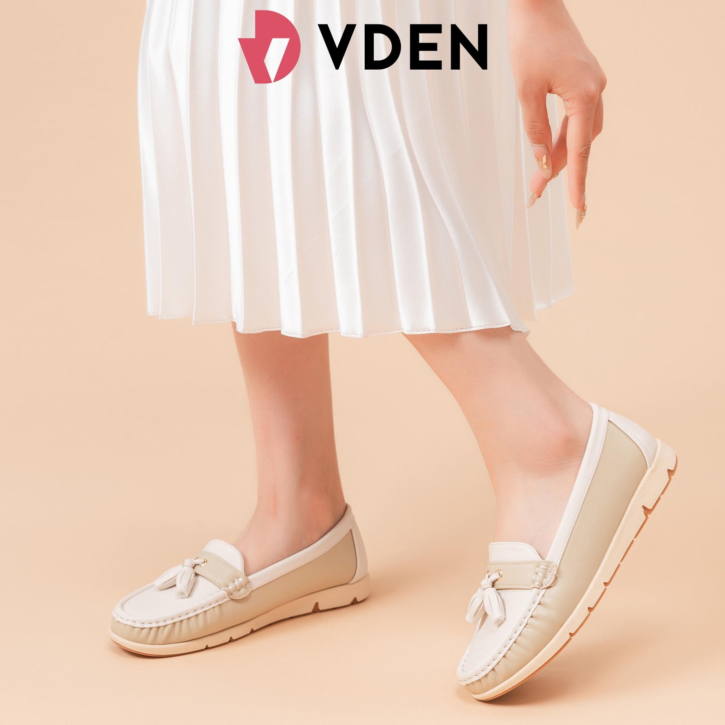 VDEN Ladies Leather Loafer Shoe Women's Memory Foam Slip On 0.6INCH/1.5CM 8813-10 Retro Tassel Slip-On Loafers for Women Comfy Tassel Moccasin Slip-Ons Stylish Colorblock Casual Flats Comfortable Soft Sole Loafers with Tassels