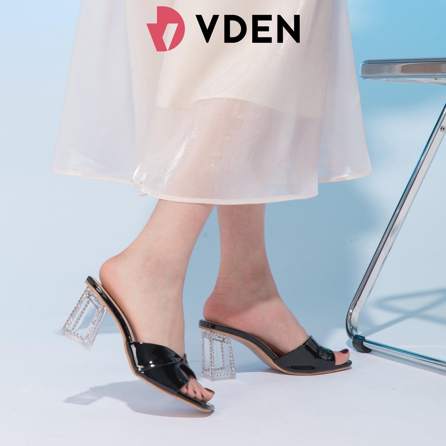 VDEN French high heels retro mid-heel sandals 186-8 crystal heel office slippers for women summer outer wear 2024 new style