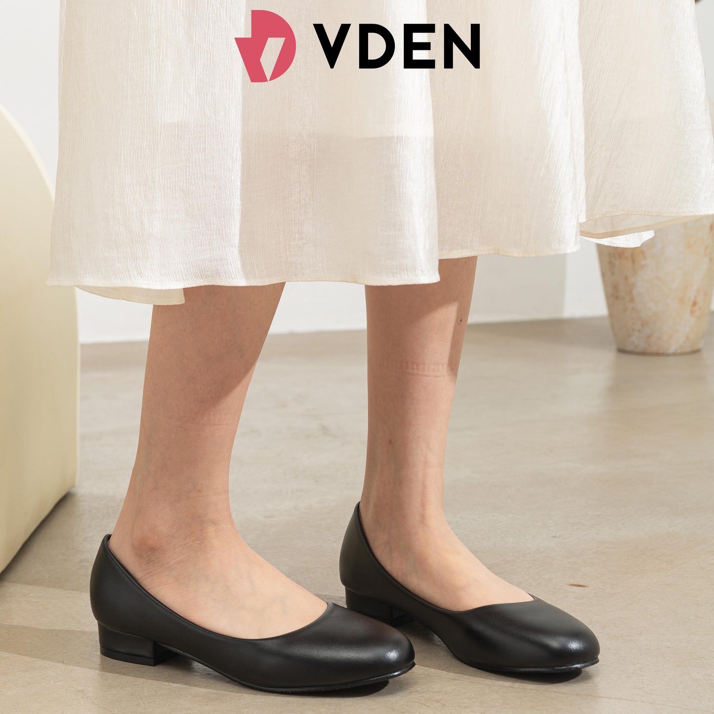 VDEN Women's Black Leather Low Heel Pumps 1INCH/2.5CM 6123-4A Comfortable Slip-On Office Formal Work Shoes Anti-Slip Round Toe Casual Flats Women's Round Toe Black Leather Block Heel Pump Shoes Women's Formal Black Leather Shoes Office Work School Shoes