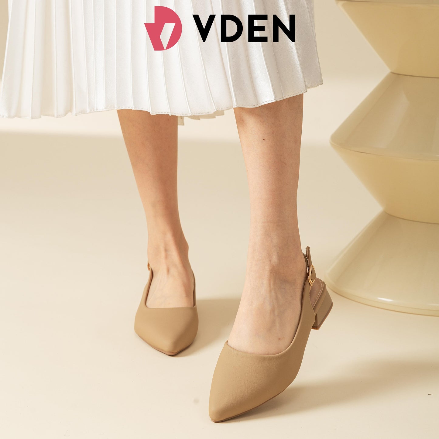 VDEN Women Comfortable Slingback Pointed Toe Women Flats with Strap Buckle H008-13 1.1INCH/3CM Square Toe Slingback Low Heel Pumps Comfort Square Toe Slingback Low Heel Work Shoes Square Toe Pumps – Casual & Work Style Minimalist Low Heel Dress Shoes