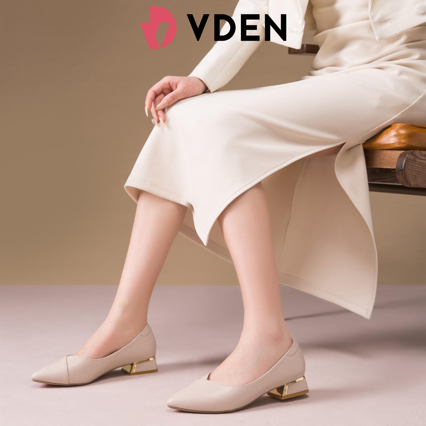 VDEN Ladies White Block Heel Pointed Shoes (True to size) (1.2 inch/3cm Heels) 893-M1 Simple High-end Commuter Shoes And Student Shoes