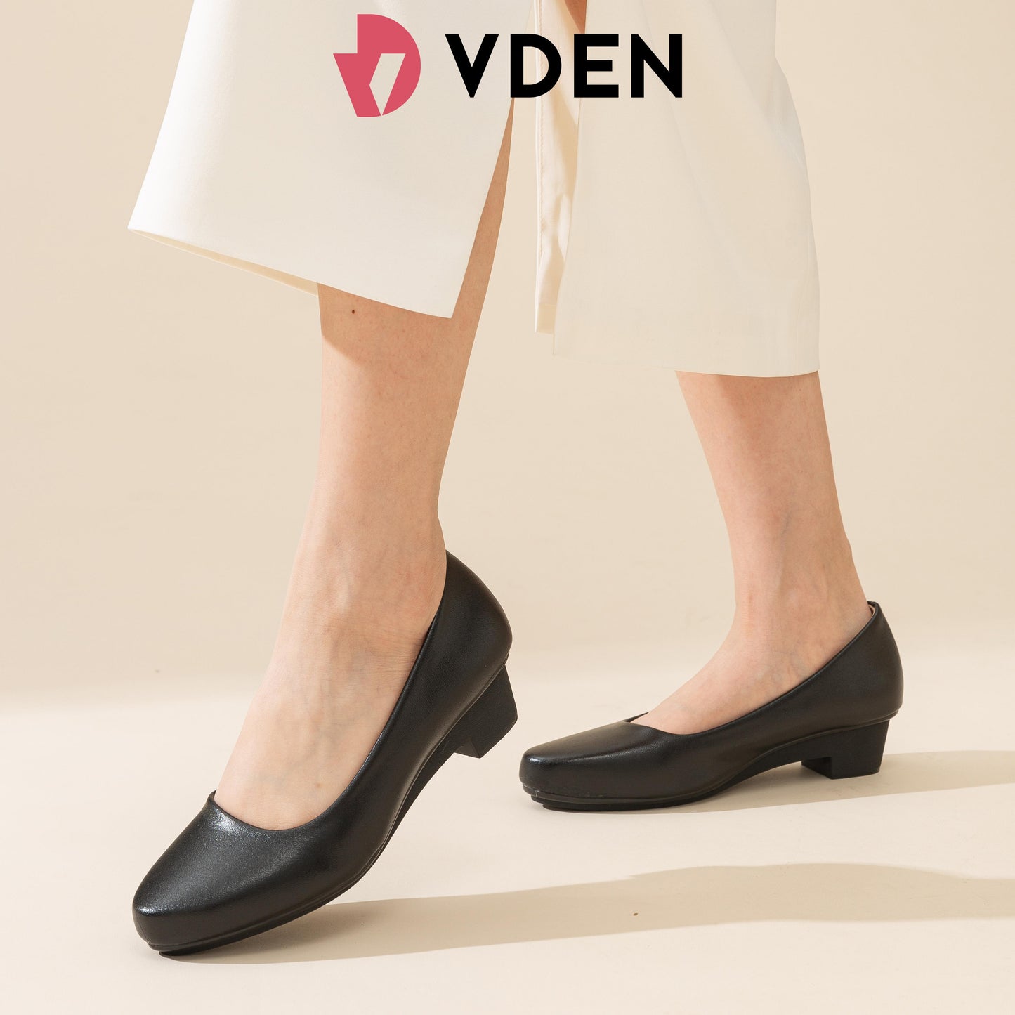 VDEN Black Low Heel Pump Shoes Women Casual Soft Sole Round Toe Office Work Leather Shoes Non Slip Comfort Wedge Heel Formal Single Shoes 1.3INCHh/3.3CM A288-5 Minimalist Black Pumps Classic Round Toe Anti-Slip For Women