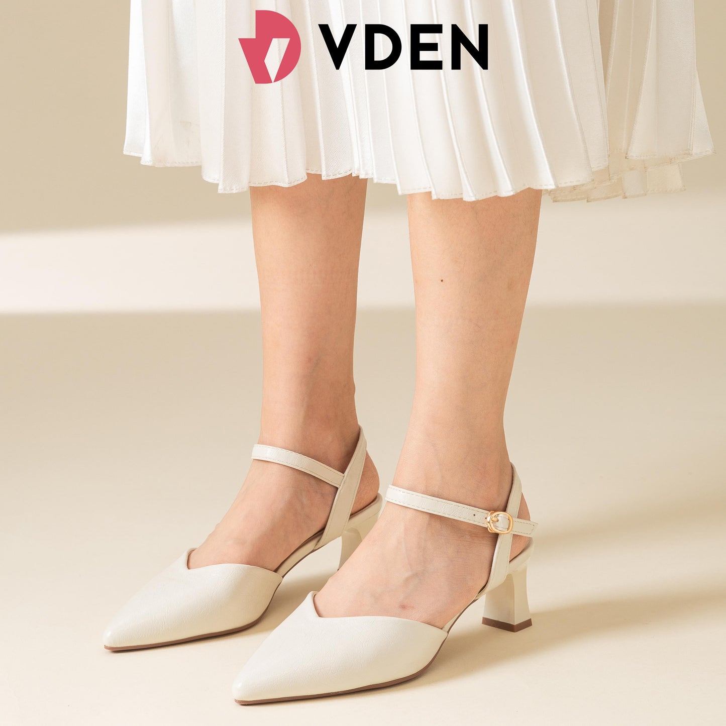 VDEN Women's Elegant Pointed Toe Block Heels 2.2INCH/5.6CM 2686-10 Korean Solid Color Simple Versatile Thick Heels Comfortable Block Heel Slingback Shoes Fashionable High-heeled Shoes With Ankle Strap Design Versatile Pleated Ankle Strap Heels