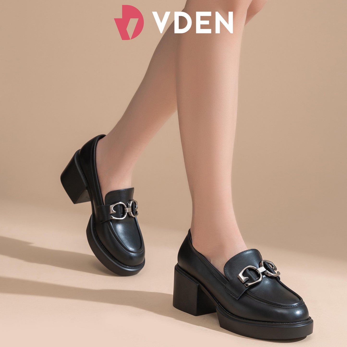 VDEN Buckle Loafers Vintage Black Faux Leather Chunky Heel Shoes Woman 2.5INCH/6.3CM 8382-L5 Korean Chunky Heel Loafers with Horsebit Detail Minimalist Black Loafers with Block Heels