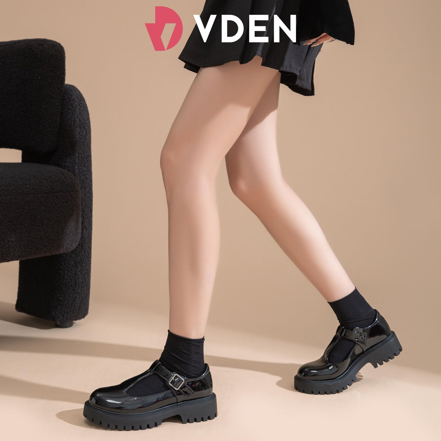 VDEN Mary Jane Shoes Women Platform Round Toe Chunky Heel T-Strap 1.6INCH/4.2CM 478A-7 College Style Patent Leather Thick-soled Loafers Solid Color Women's Leather Shoes