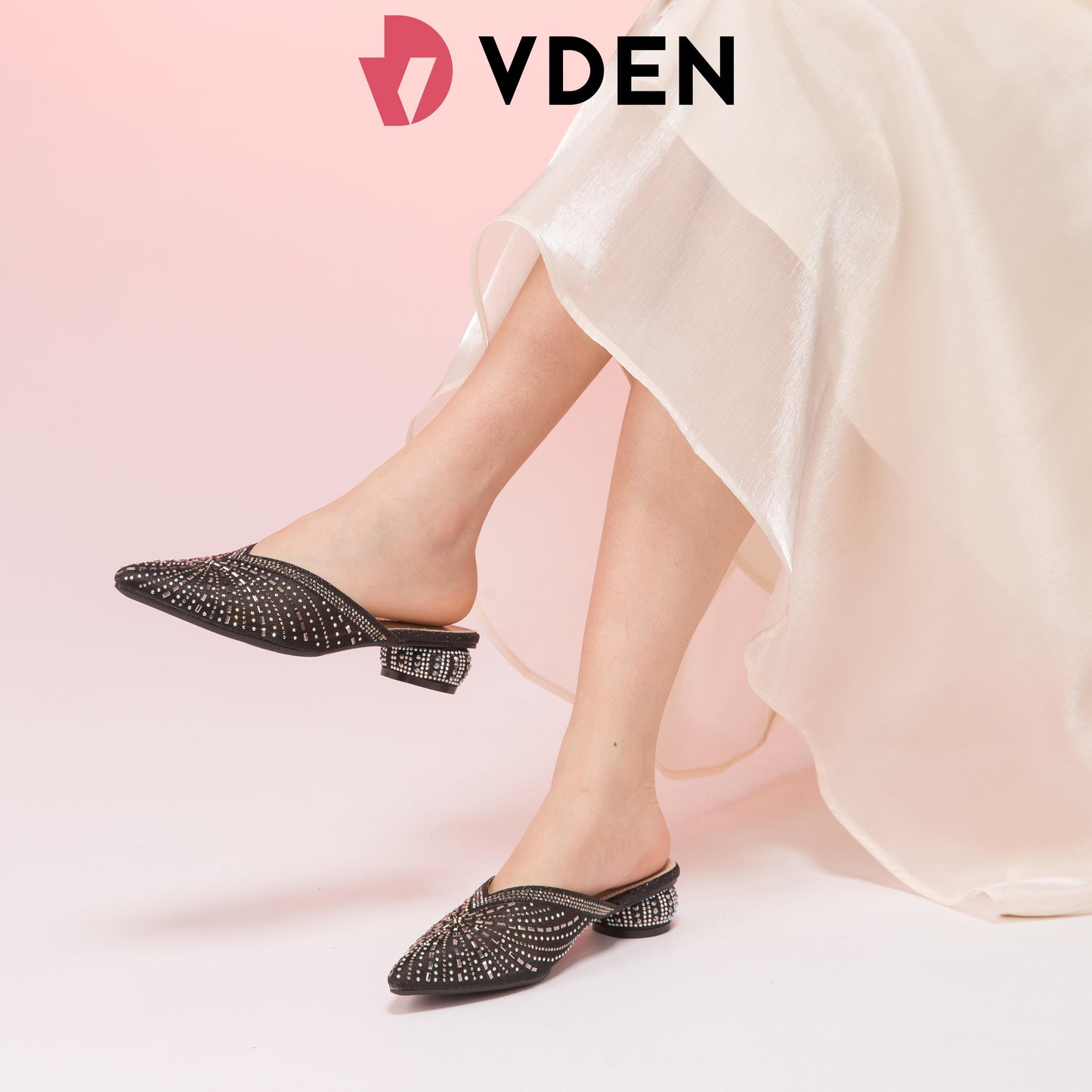 VDEN Pointed Toe Heels Sandal 608-A3-8 Mules Half Slippers For Women Summer Thick Heel Outer Wear 2024 New Style Genuine Leather Rhinestone Fashion Pointed Toe Medium Heel Sandals For Women