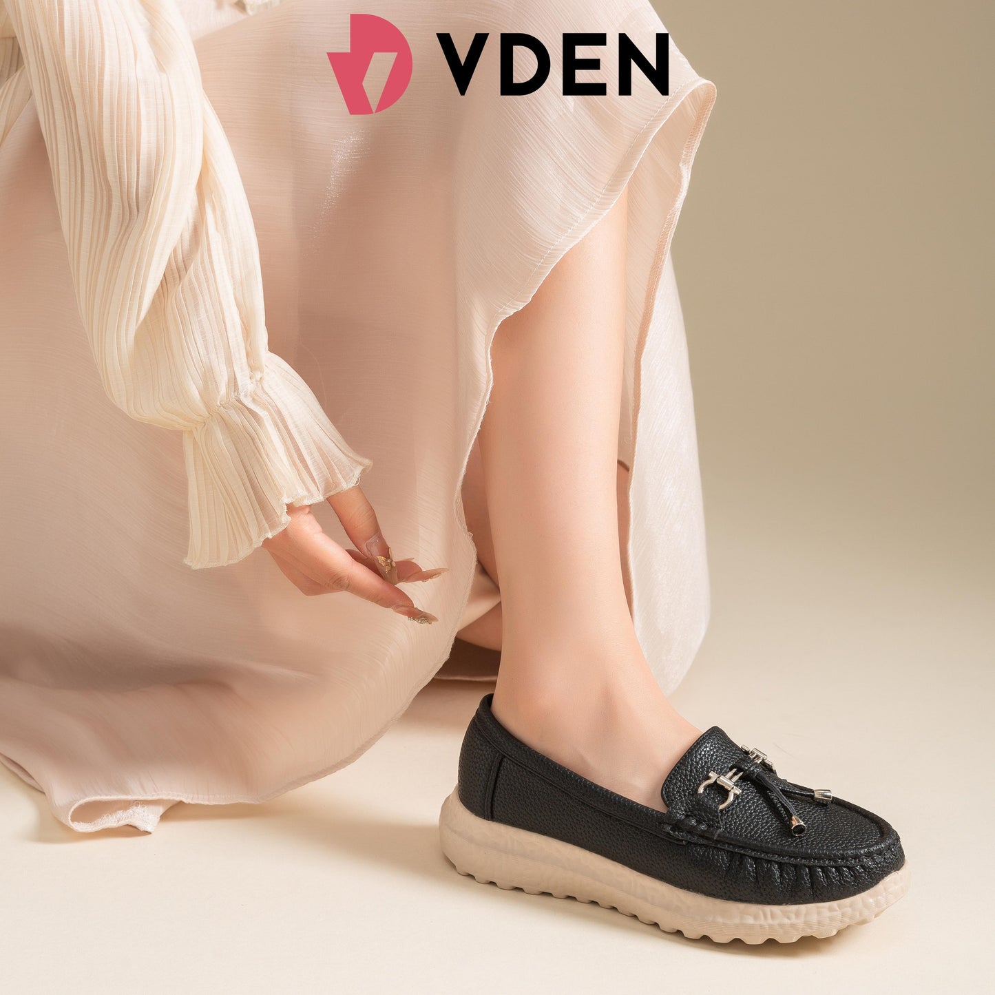 VDEN Women's Loafers With Decorative Buckle For Women 1.3INCH/3CM 9284-3 Thick-soled Old-Money Style Loafers With Soft Soles Comfortable Wedge Heels Slip-on Shoes For Women Casual Shoes Rocking Shoes