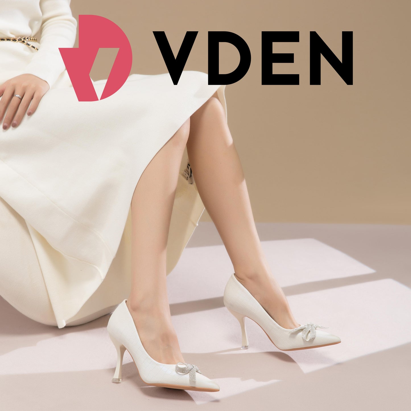 VDEN Bow Pointed High Heeled Shoes (3.5INCH) (Minus Size) 960-2 Buy 1 Size Smaller