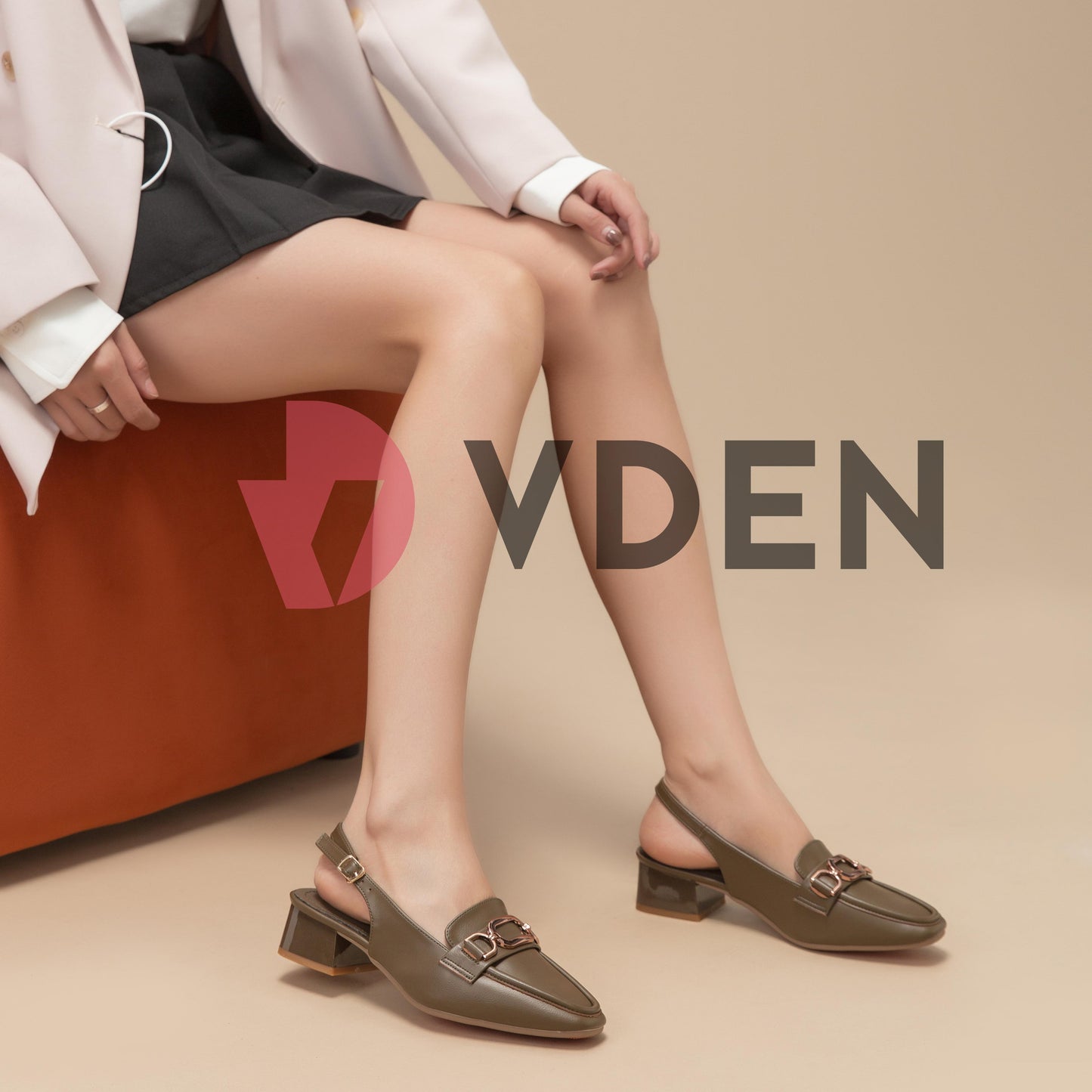 VDEN Buckle Back Strap Mid Heel Pumps F78-145 Walking Shoes Sandal Old Money Style