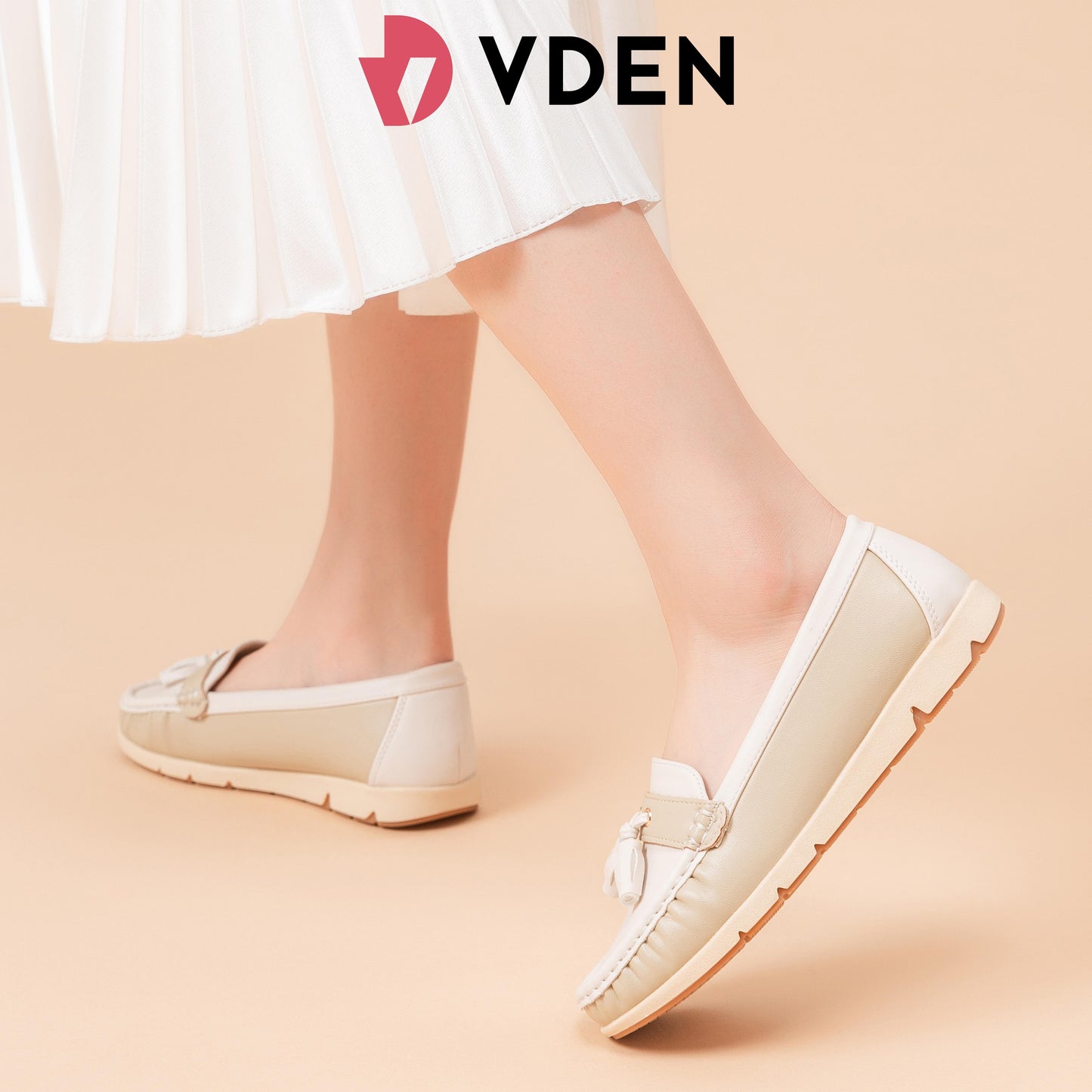 VDEN Ladies Leather Loafer Shoe Women's Memory Foam Slip On 0.6INCH/1.5CM 8813-10 Retro Tassel Slip-On Loafers for Women Comfy Tassel Moccasin Slip-Ons Stylish Colorblock Casual Flats Comfortable Soft Sole Loafers with Tassels