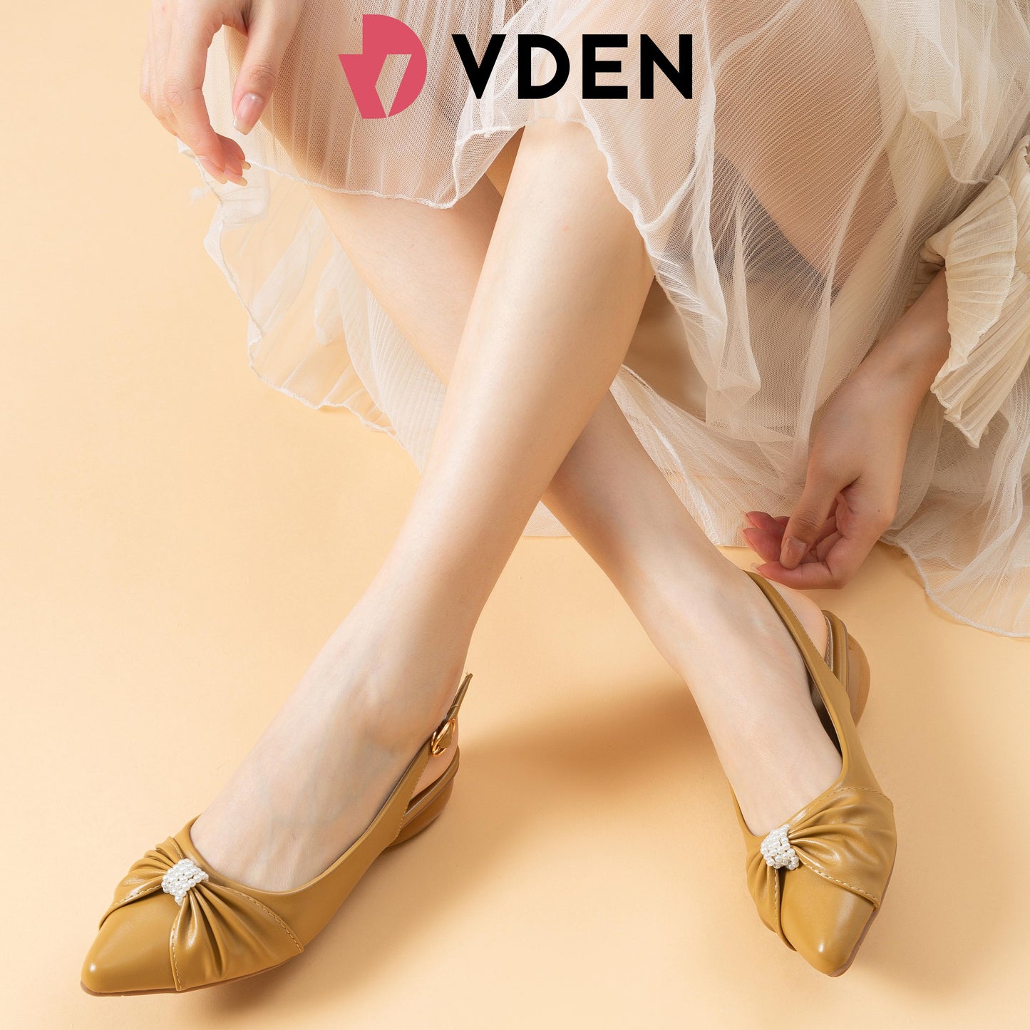 VDEN Women‘s Girls Dress Flats for Wedding Slingback Pointed Toe Evening Formal Sandals Shoes 1.1INCH/3CM B81240 Pointed Toe Slingback French Low Heel Shoes With Pearl Accessories Footwear