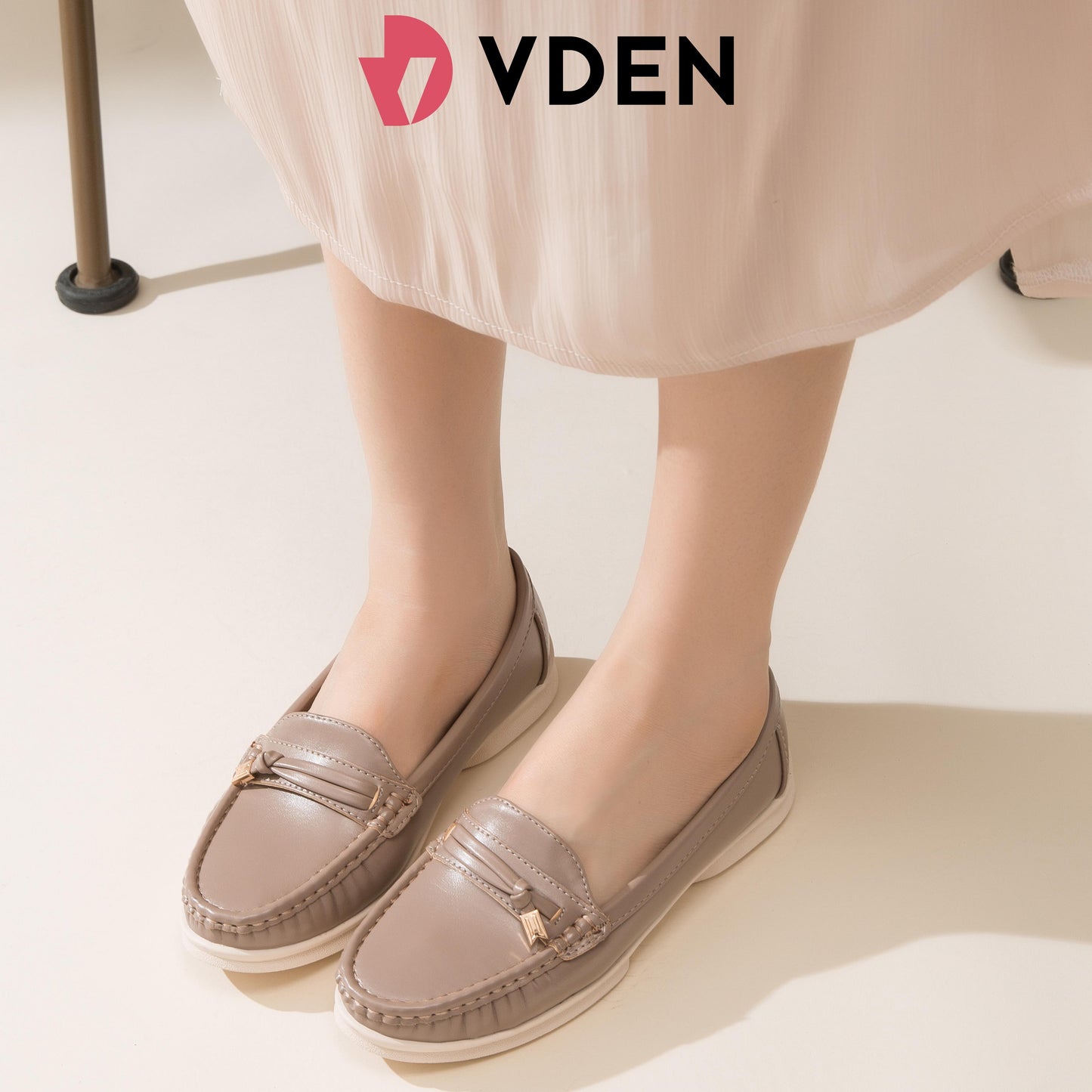 VDEN Women's Fashion Soft Loafers Shoes 0.7INCH/2CM Massage Insole Loafer Slip-ons 6678-709 Comfortable Flat Shoes Simple And Versatile Casual Shoes Comfort
