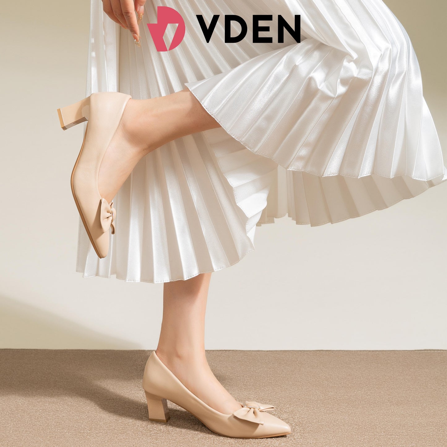VDEN Elegant Bow Block Heel Pumps For Women 2.5INCH/5.5CM 825-16 Chic Pointed Toe Bow Office Heels Comfortable Low Block Heel Dress Shoes Classic Mid Heel Pumps with Bow Detail