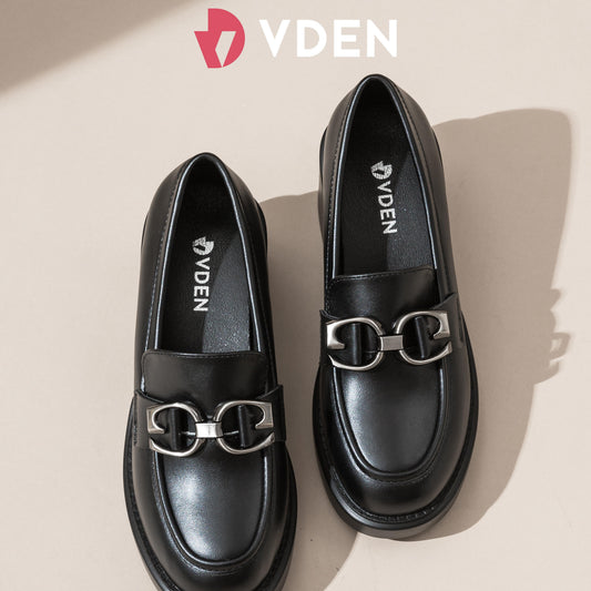 VDEN Buckle Loafers Vintage Black Faux Leather Chunky Heel Shoes Woman 2.5INCH/6.3CM 8382-L5 Korean Chunky Heel Loafers with Horsebit Detail Minimalist Black Loafers with Block Heels