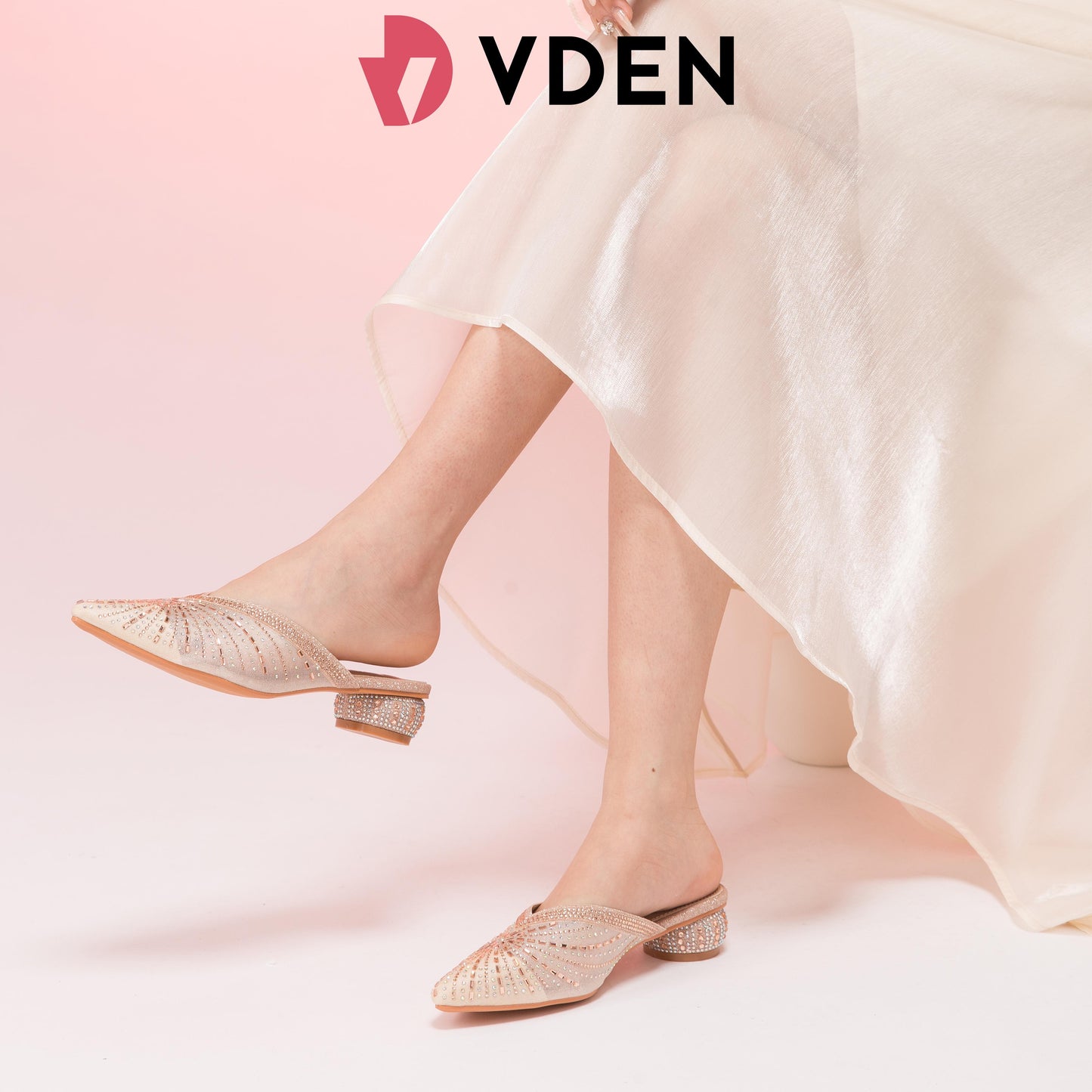 VDEN Pointed Toe Heels Sandal 608-A3-8 Mules Half Slippers For Women Summer Thick Heel Outer Wear 2024 New Style Genuine Leather Rhinestone Fashion Pointed Toe Medium Heel Sandals For Women