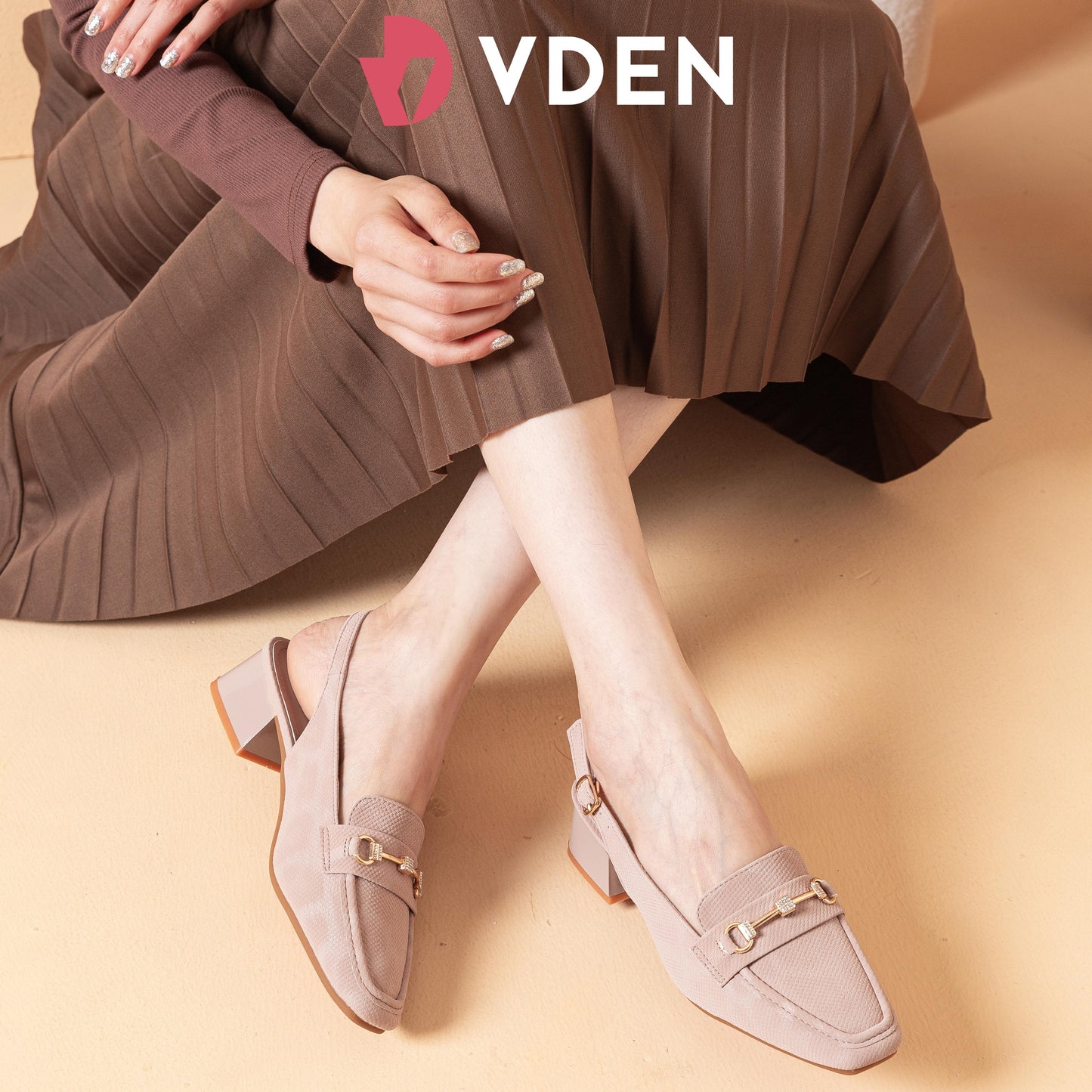 VDEN Leather Buckle Strap Mid Heel Pumps For Women 1.4INCH/3.7CM 78-349 Office Old Money Style Sandals Slingback Block Heels Women Shoes
