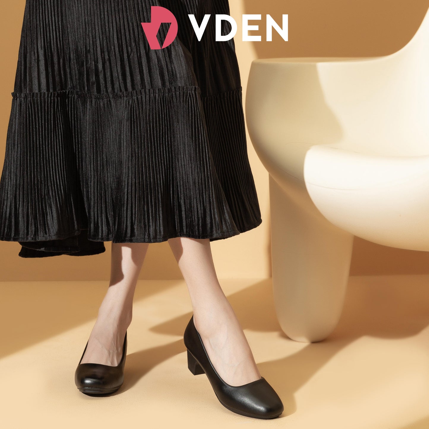 VDEN Women's Low Chunky Heels Pumps Comfortable Square Toe Dressy Work Shoes 1.7INCH/4.5CM 6753-1/777-1 Office School Black Heels Thickened Comfortable Insole Square Round Heels Elegant Footwear