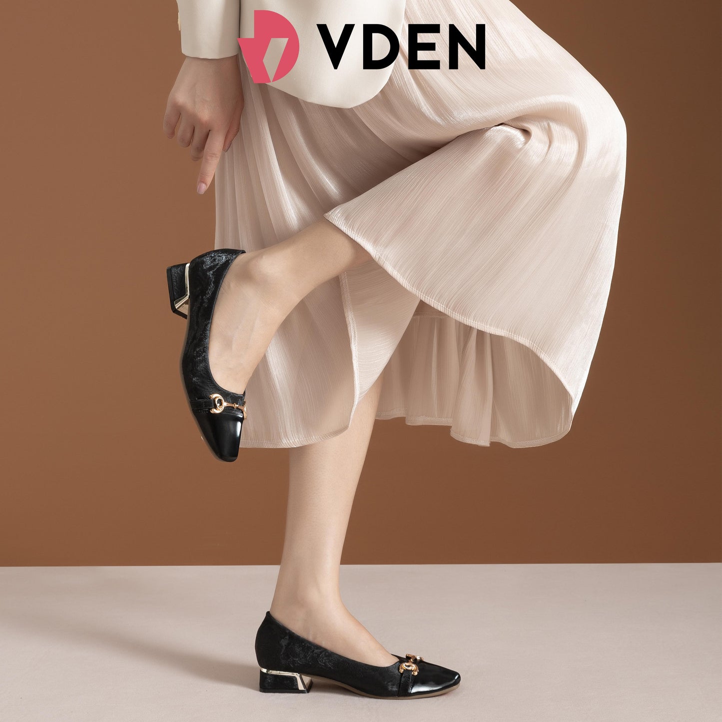 VDEN Leather Buckle Mid Heel Shoes for Women 2.6CM/1INCH Old Money Style Commuting Shoes For Women 78-304 Low Heel Fashionable Square Toe Versatile Thick Heel Shoes