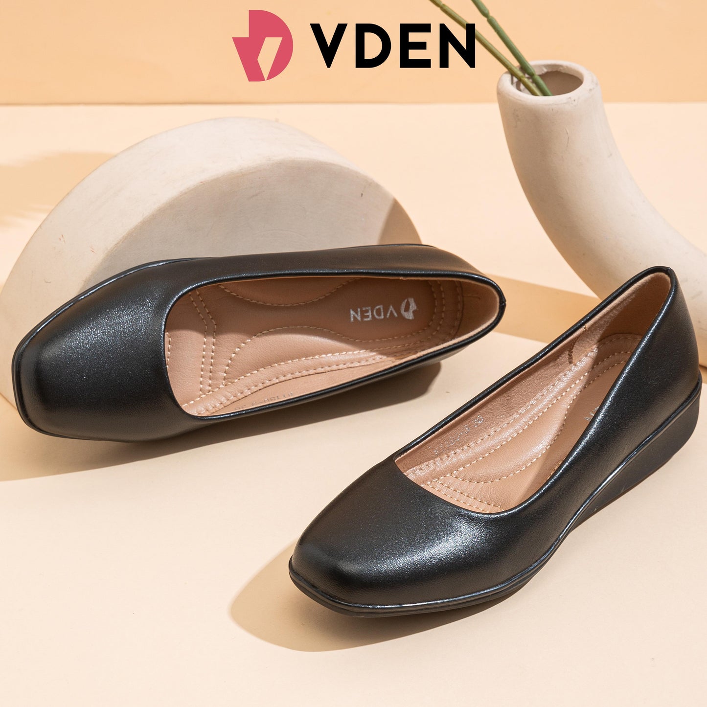 VDEN Women's Low Heel Shoes Leather Shoes 1.4INCH/3.4CM B1180-3 Black Wedges Office School Shoes For Women Women's Round Toe Thick Heel Office Black Shoes Student Black Shoes Korean Style Simple Commuter Shoes Comfortable Black Shoes Black Slip-on Shoes