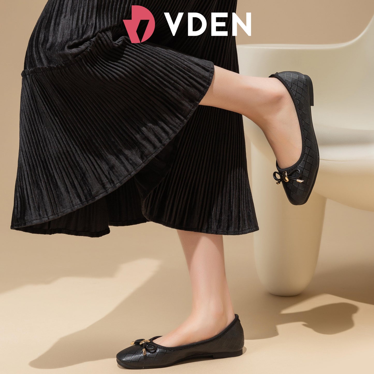 VDEN Round Toe Diamond Pattern Doll Shoes Slip-on Women's Flat Shoes 0.5INCH/1.2CM 926-956 Doll Shoes Ribbon Leather Flat  Shoes For Women Comfort Walking Shoes
