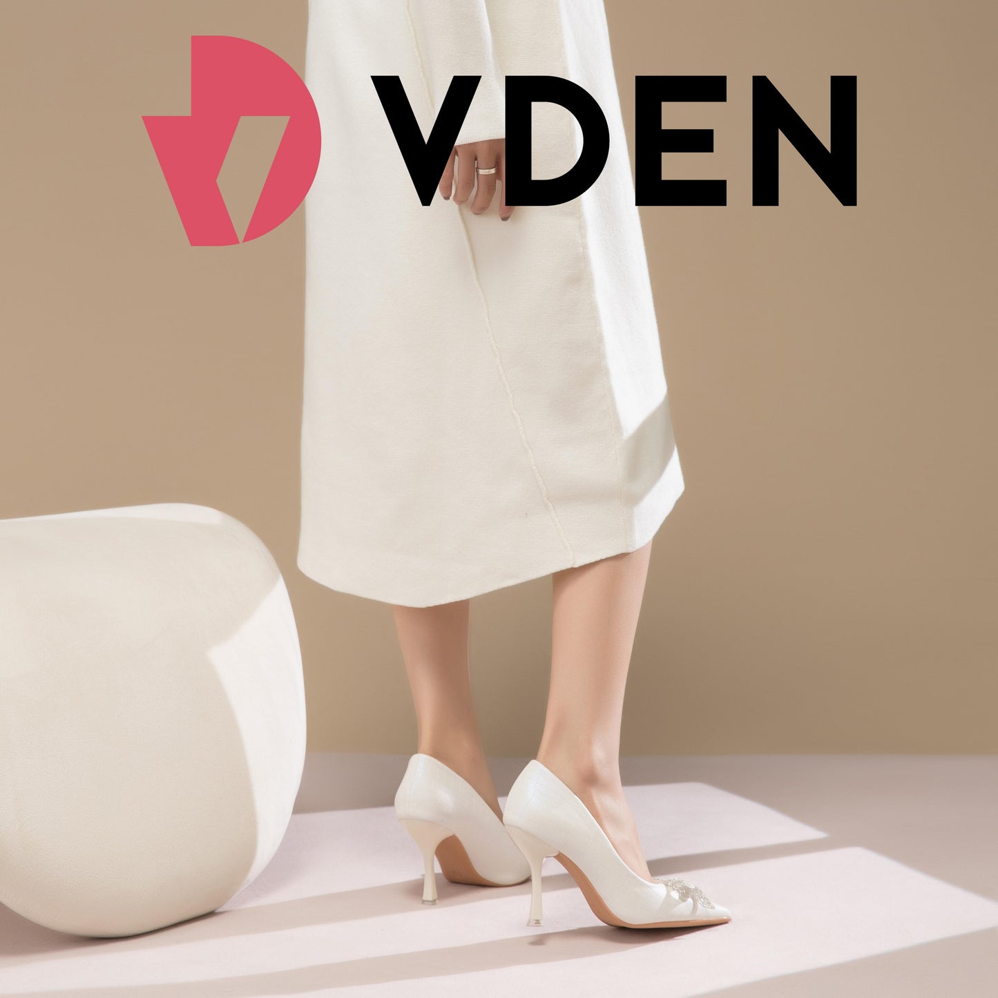 VDEN Bow Pointed High Heeled Shoes (3.5INCH) (Minus Size) 960-2 Buy 1 Size Smaller