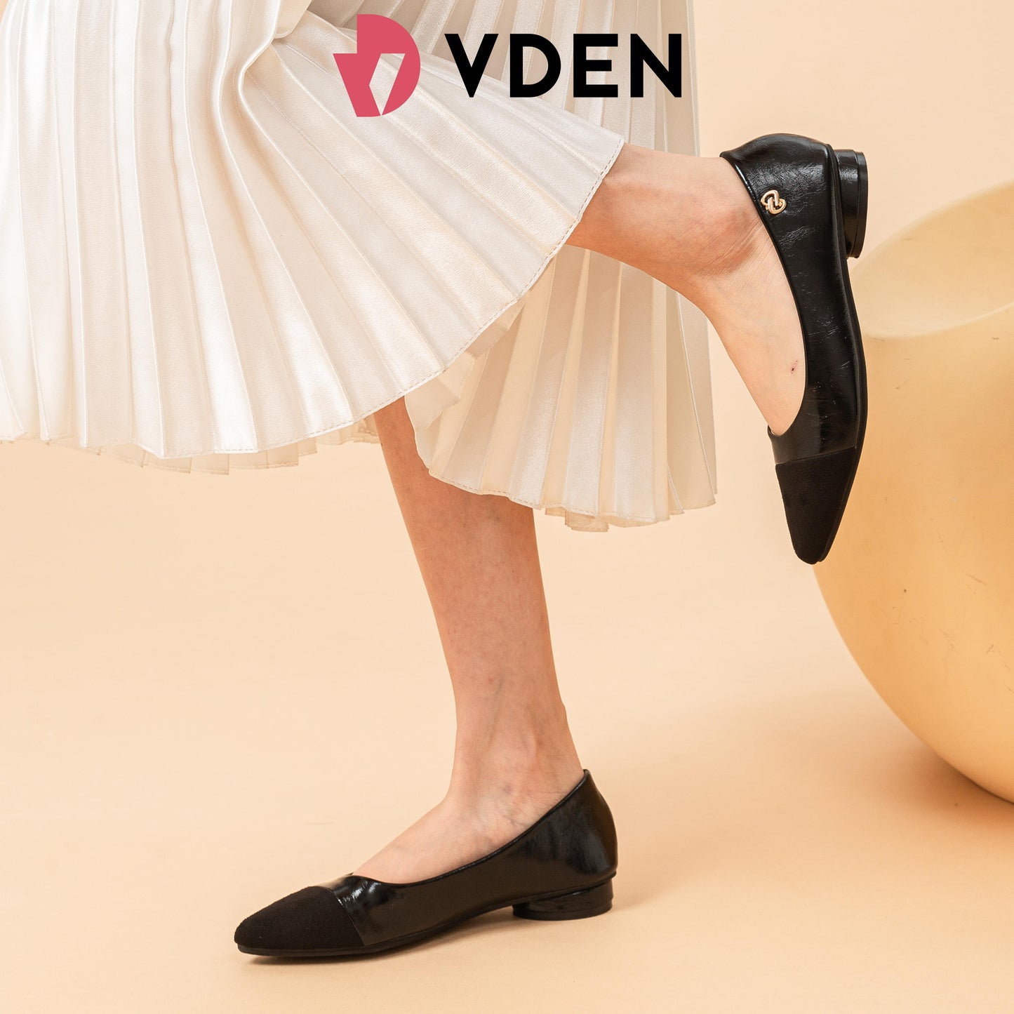 VDEN Minimalist Pointed Toe Color Block Flats 0.7INCH/1.9CM A021-8 Retro Two-Tone Low Heel Pumps Fashionable Women's Pointed Toe Flat Shoes Fashionable Women's Pointed Toe Flat Shoes Fashionable Women's Pointed Toe Flat Shoes