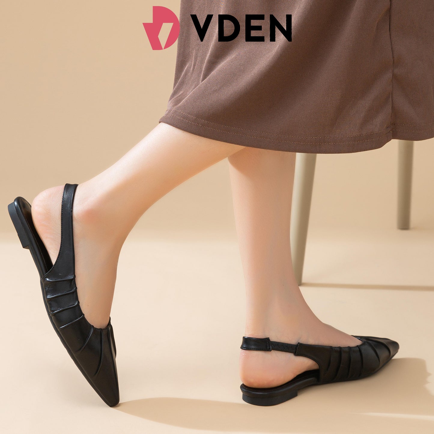VDEN Women's Pointed Toe Low Heel Sandals Summer Back Strap For Women 0.4INCH/1CM 938-8 Korean Fashion Simple Solid Color Flat Slingback Shoes Pleated Design Pointed Toe Low Heel Women's Shoes