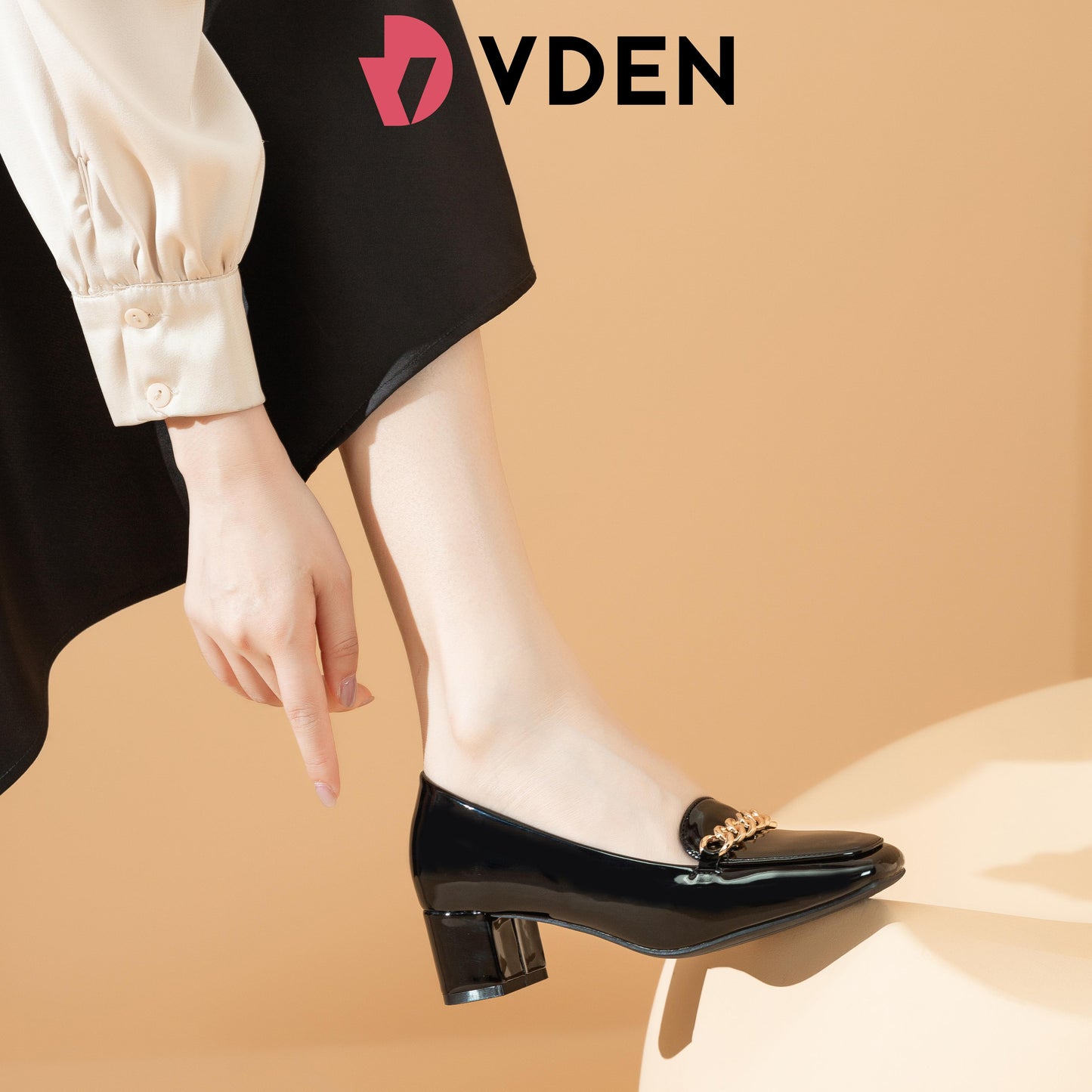 VDEN Loafer Heels Buckle Square Toe Shoes for Women 6CM/2.5INCH Women's Square Toe Thick Heel Office Shoes 78-Q1 Patent Leather Thick Heel Commuter Heels Classy