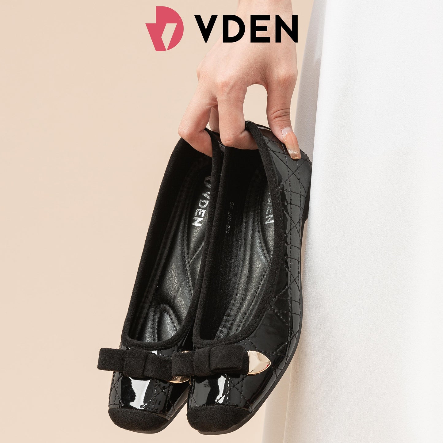 VDEN Soft Bowknot Flats Ballerina Ballets Square Toe Solid Comfortable Moccasins Causal Flat Shoes 0.4INCH/1CM 128-107 Square Toe Patent Leather Flat Shoes Korean Style Simple Design Simple Slip-on Shoes For Women