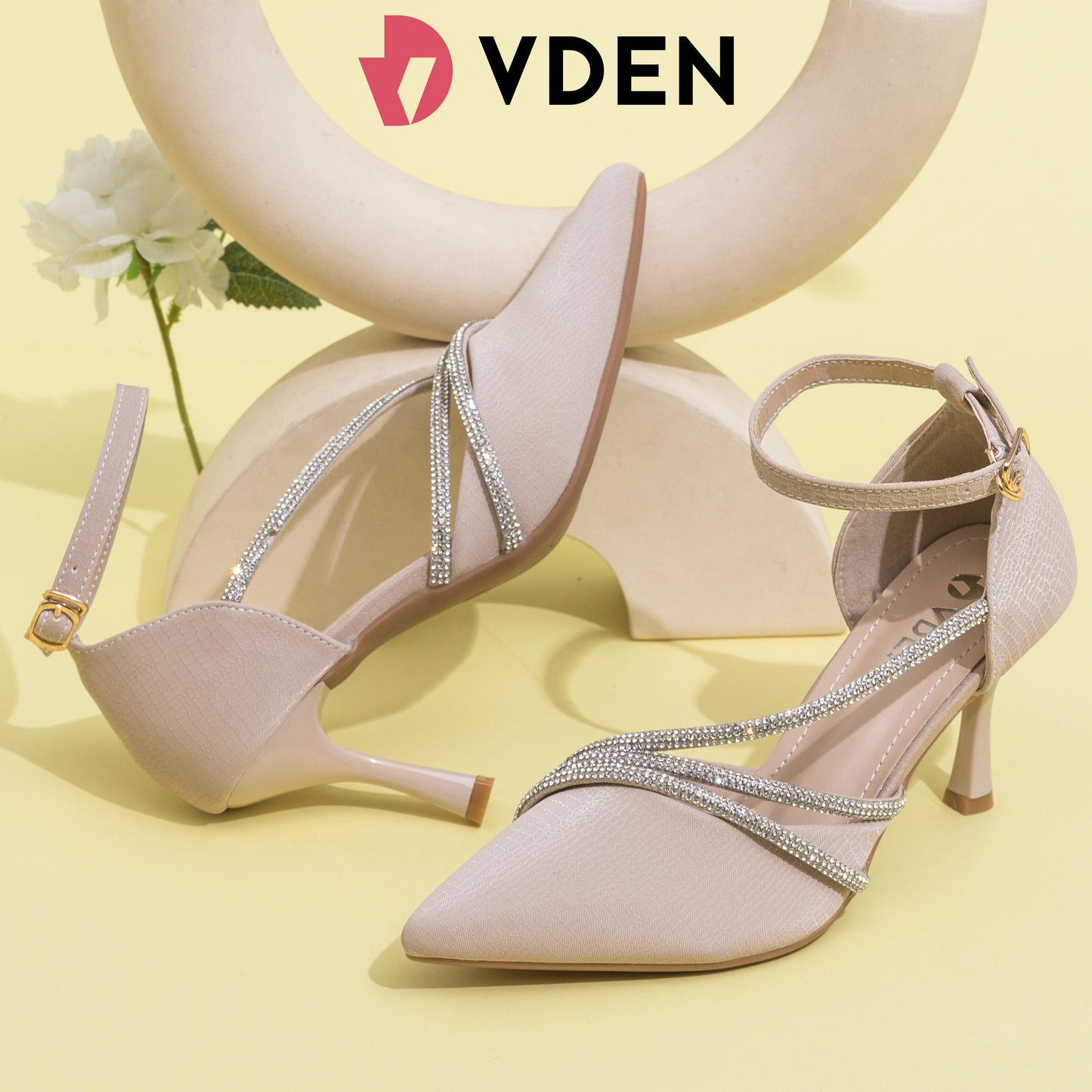 VDEN Women's Closed Pointed Toe Heels Pumps Rhinestone Shoes 3.3INCH/8.5CM 2026-12 French Buckle Rhinestone Stiletto Heel Ladylike Pointed Toe Sandals Heels Classy Comfort Elegant