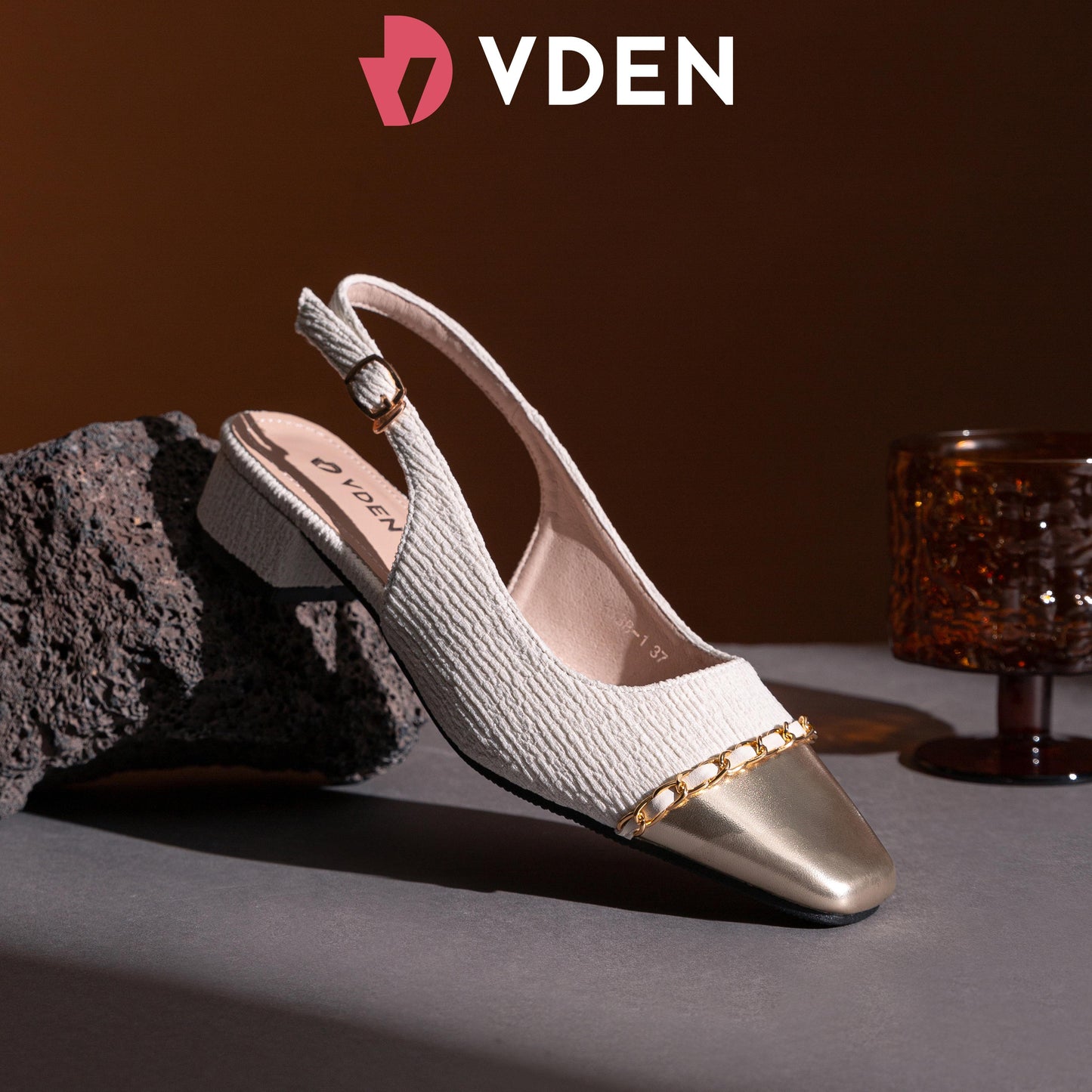 VDEN Women Slingback Cuban Heel Square To Shoes For Women 3CM/1.1INCH Slingback Square Toe Shoes K338-1 Retro Chain Color Block Sandals