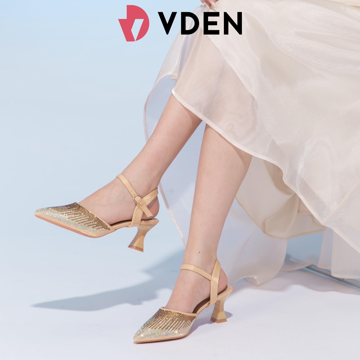 VDEN High-Heeled Shoes For Women (V008-2) 2024 Spring New Women's Fashion Versatile Pointed Toe Stiletto Heel Rhinestone Sandals