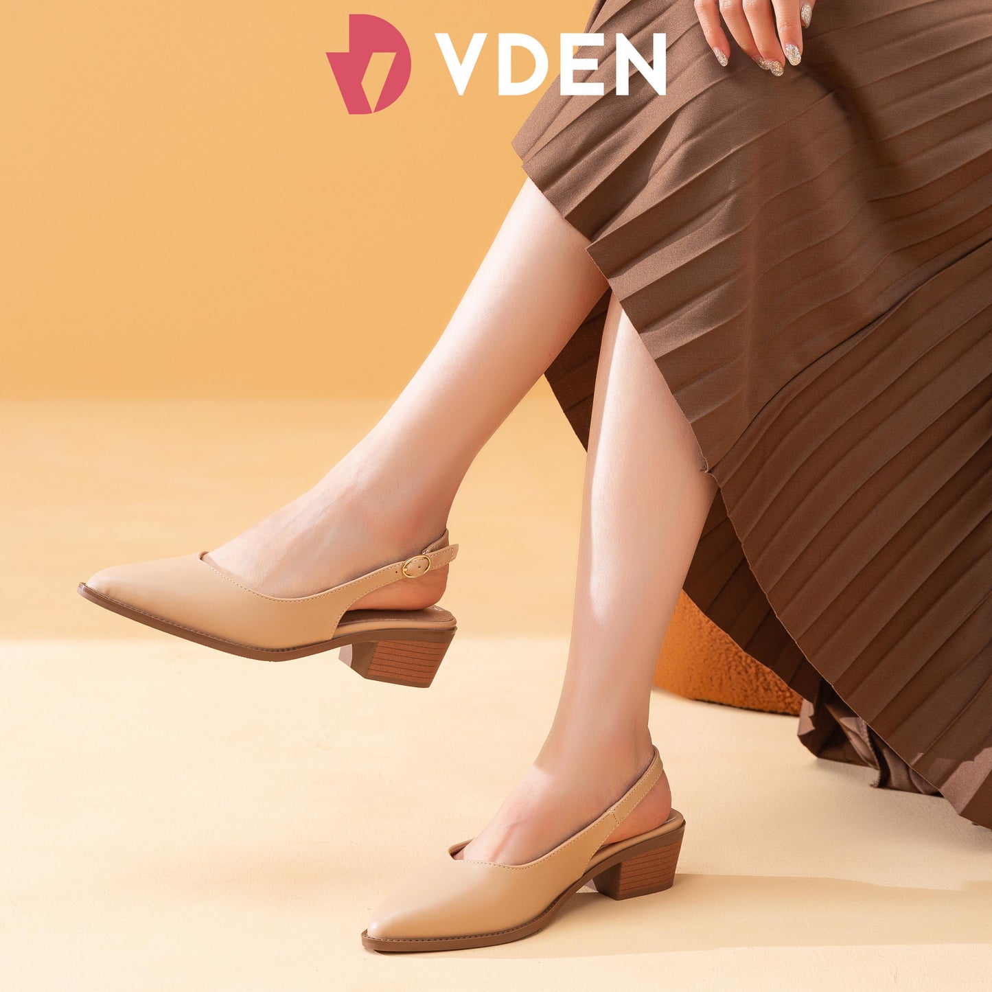VDEN Slingback Comfortable and Stylish Block Heel Sandal for Office Casual Formal Wear 1.7INCH/4.3CM 812-2 Retro Wood Grain Block Heel Shoes For Women Back Strap Sandals Women's Office Shoes