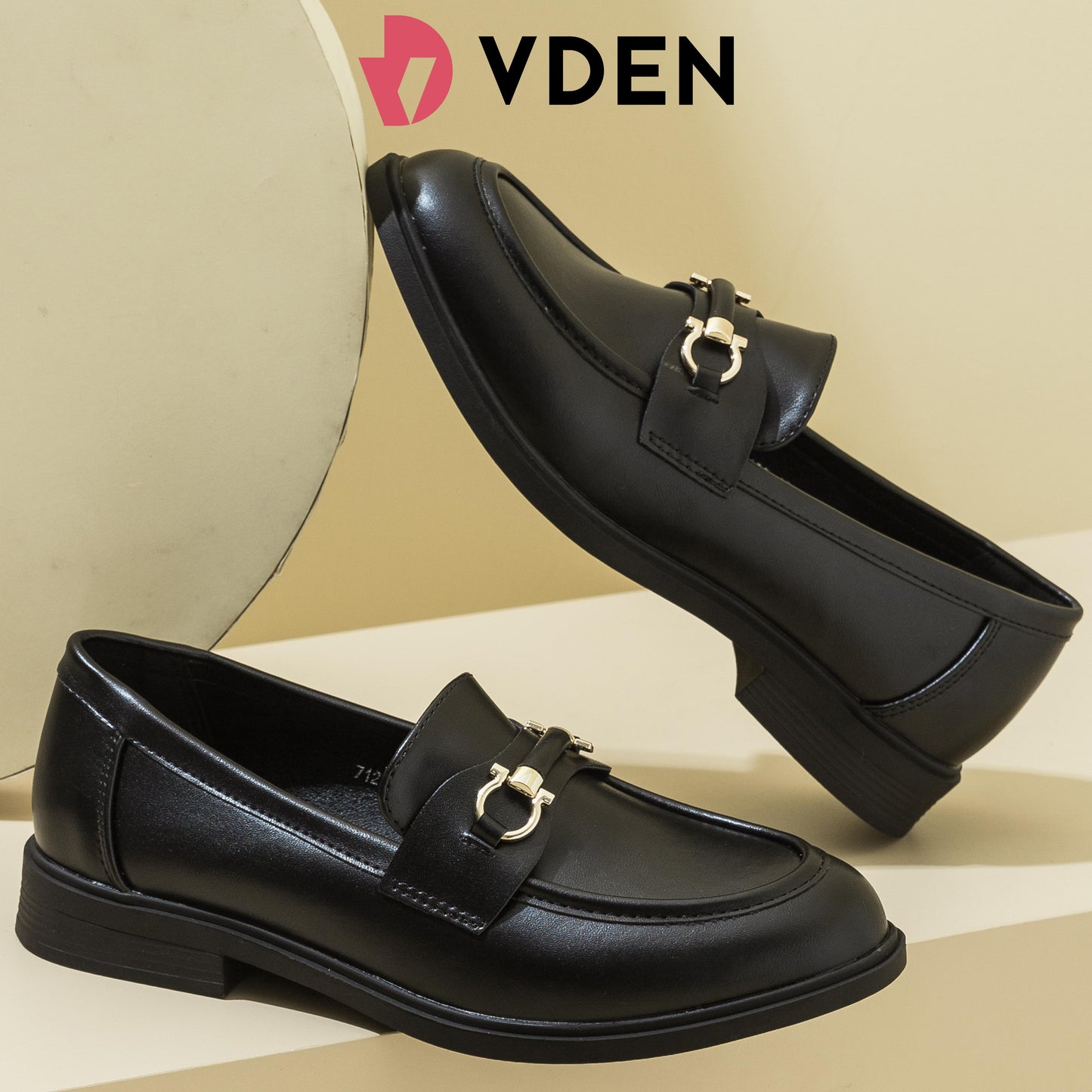 VDEN Loafers For Women Chunky Platform Penny Loafers Slip On School Shoes 1INCH/2.5CM 7123-1B Women's Loafers Slip-On Leather Shoes Low Heel Round Head Formal Korean Style British Style Slip-on Flat Shoes Soft Sole Versatile