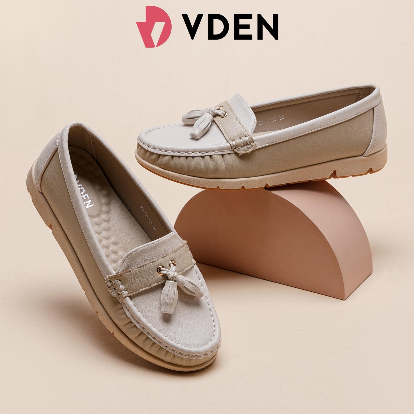 VDEN Ladies Leather Loafer Shoe Women's Memory Foam Slip On 0.6INCH/1.5CM 8813-10 Retro Tassel Slip-On Loafers for Women Comfy Tassel Moccasin Slip-Ons Stylish Colorblock Casual Flats Comfortable Soft Sole Loafers with Tassels