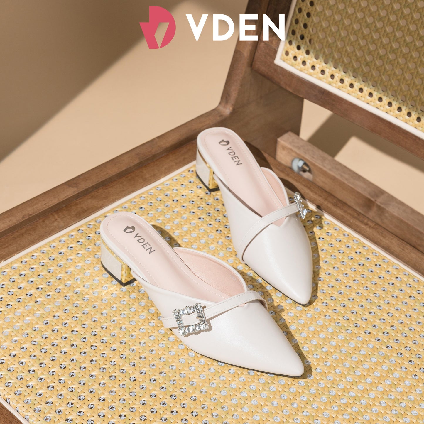 VDEN Classy Pointed half Shoes For Women 1.5INCH/4CM 1167 Comfortable And Versatile Mules With Pointed Toes And Slight Heel