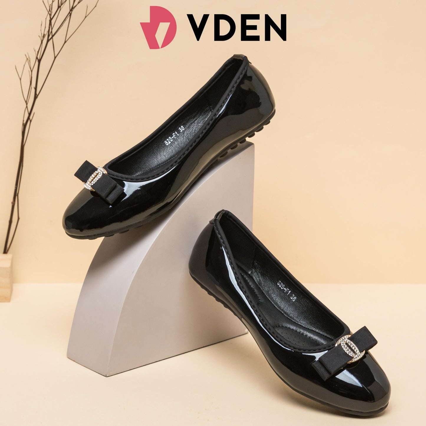 VDEN Fashionable Glossy Flat Doll Shoes for Women 0.5INCH/1.2CM 826-F1 Massage Sole Slip-on Women's Shoes Soft Non-slip Round Toe Flats Comfort