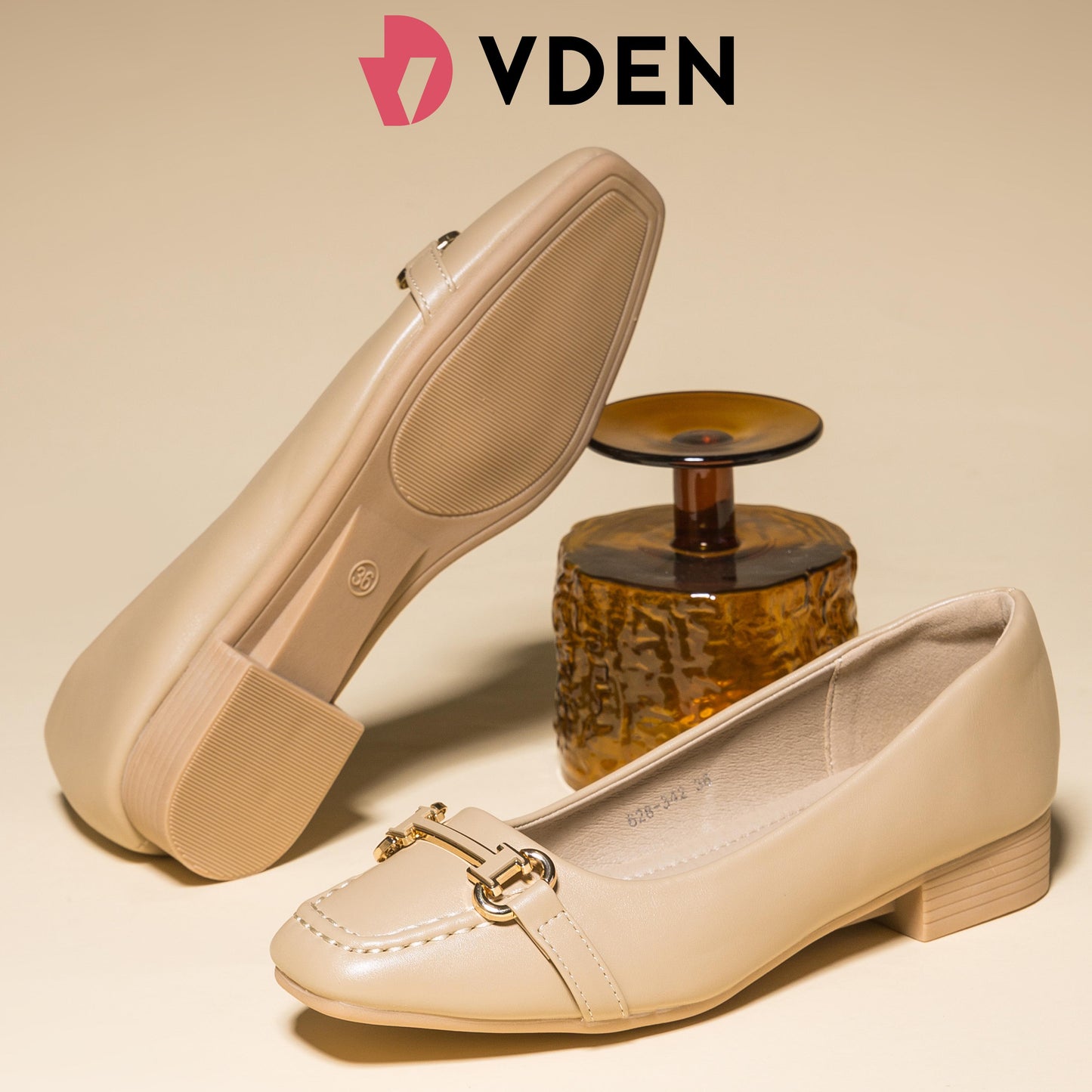 VDEN Square Toe Office Slip-on Shoes For Women 1INCH/2.5CM 628-342 Elegant Women Textured Small Heel Pumps Shoes Simple Low-heeled Women's Shoes Comfortable Commuting Thick-heeled Shoes With Metal Buckle Decoration