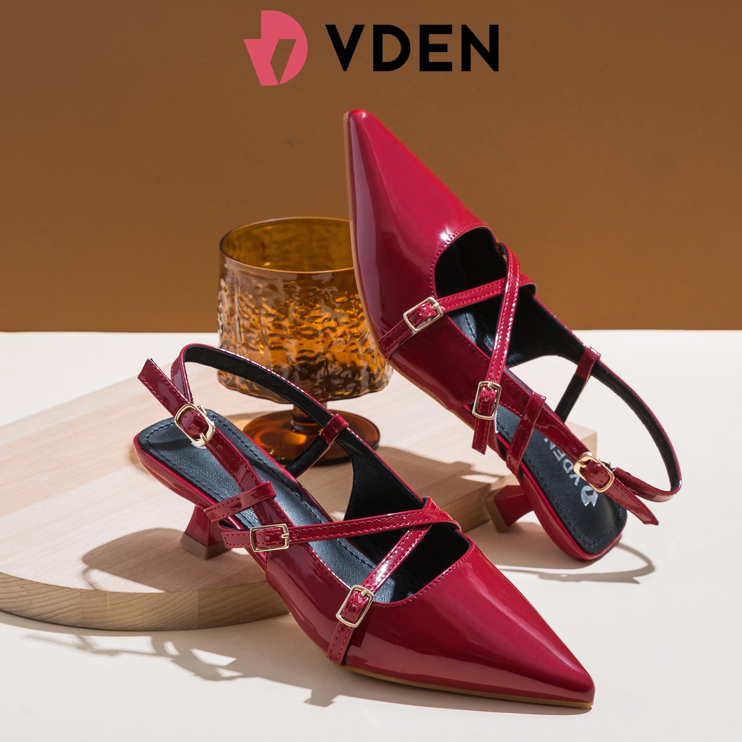 VDEN Buckle-strap Kitten Heel Slingback Pumps 3CM/1.1INCH Mary Jane Pointed Toe High Heels 680 French Patent Leather Pointed Toe High Heels