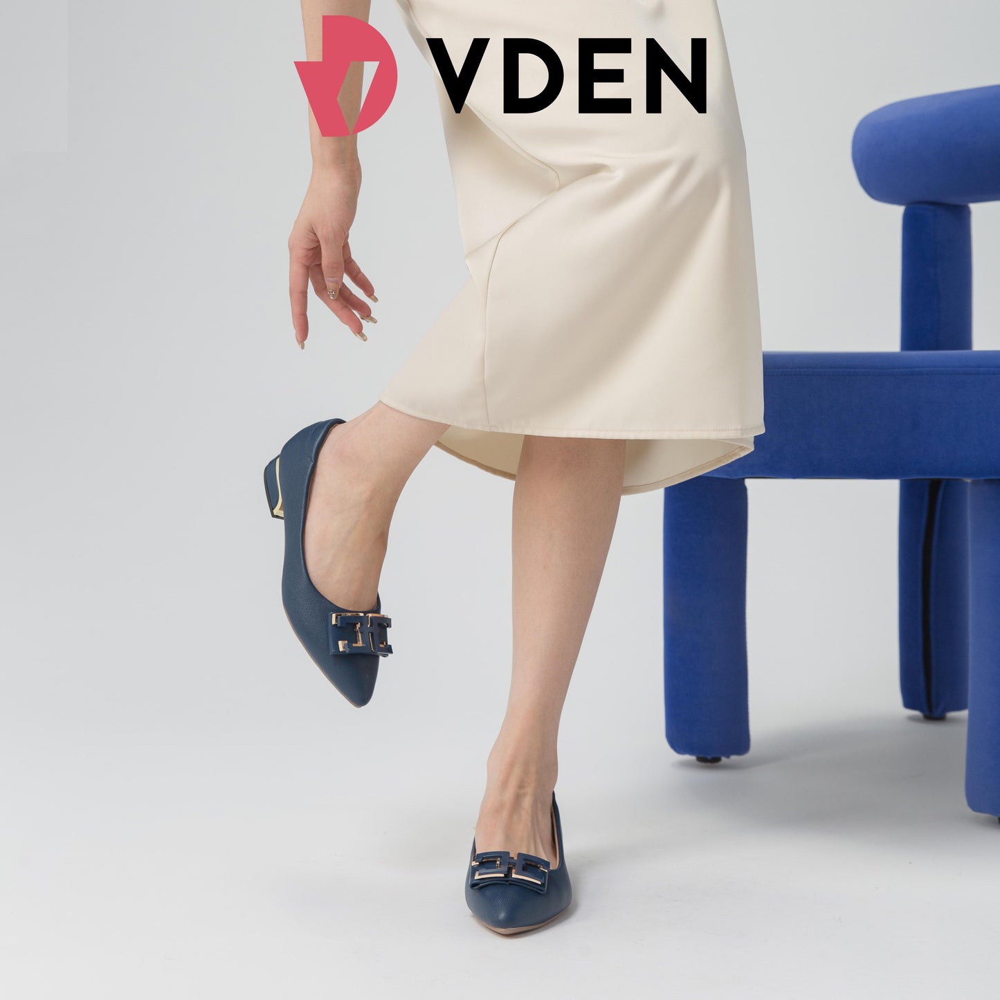 VDEN Pointed Toe Low Heel (1INCH) Shoes Stylish Commuter Slip-on Shoes 1288-595