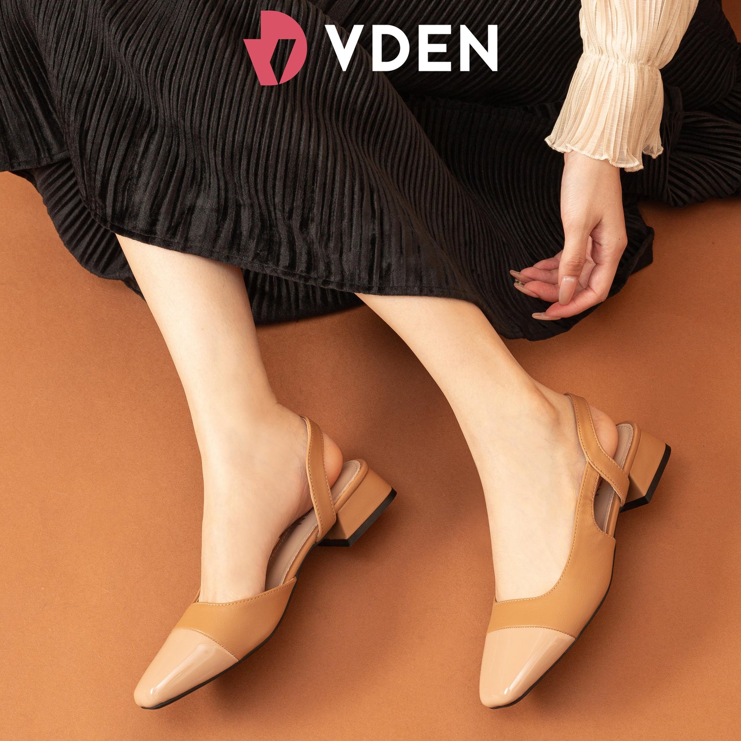 VDEN Women Square Toe Buckle Block Heel Shoes Slingback 1.2INCH/3CM X7921-1 Low Heel Gentle Lady Sandals Color Block Retro Women's Shoes